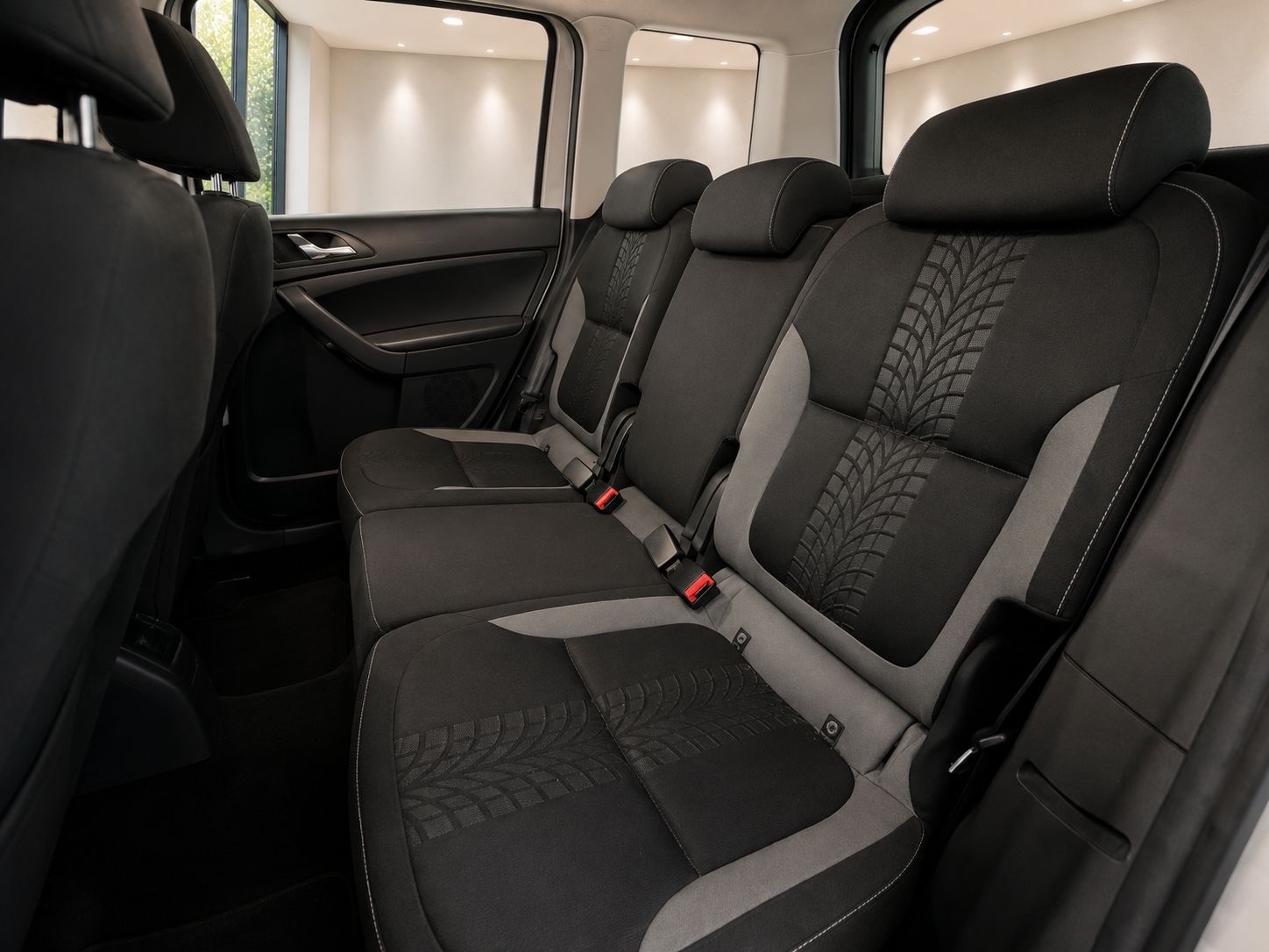 SKODA Yeti 1.8 TSI Ambition 4x4 DSG-image-8