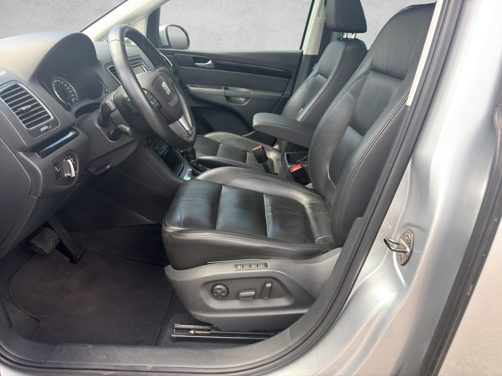 SEAT Alhambra 2.0 TDI Style Eco DSG-image-15