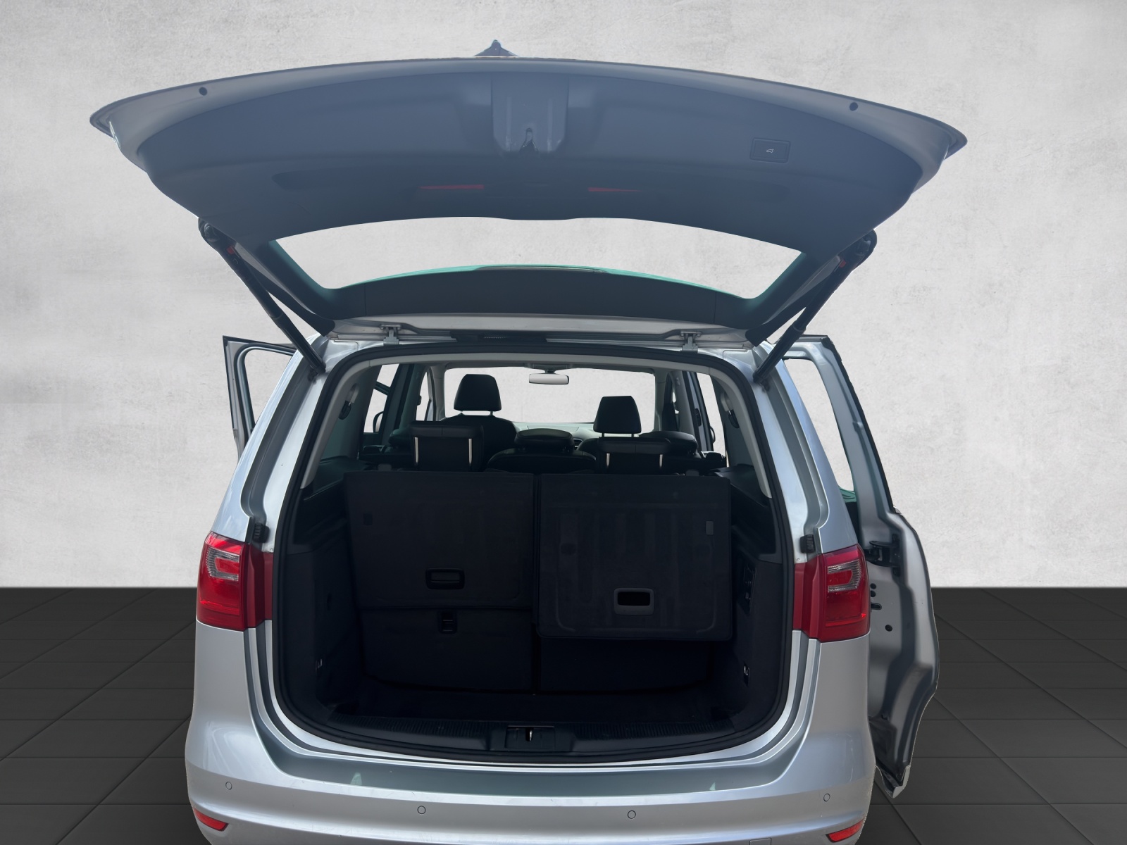 SEAT Alhambra 2.0 TDI Style Eco DSG-image-8