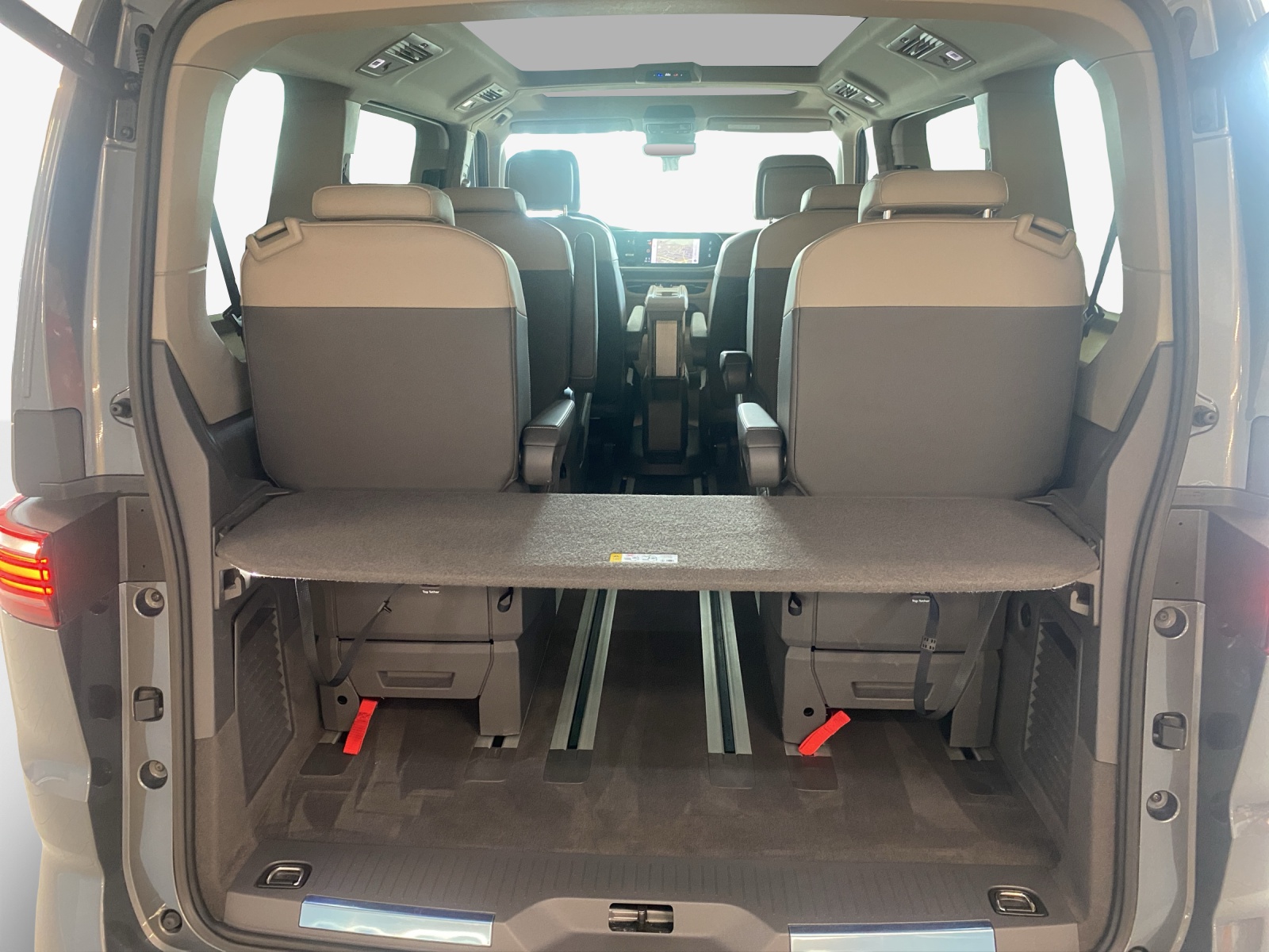 VW Multivan 1.4 eHybrid Style Liberty DSG-image-12