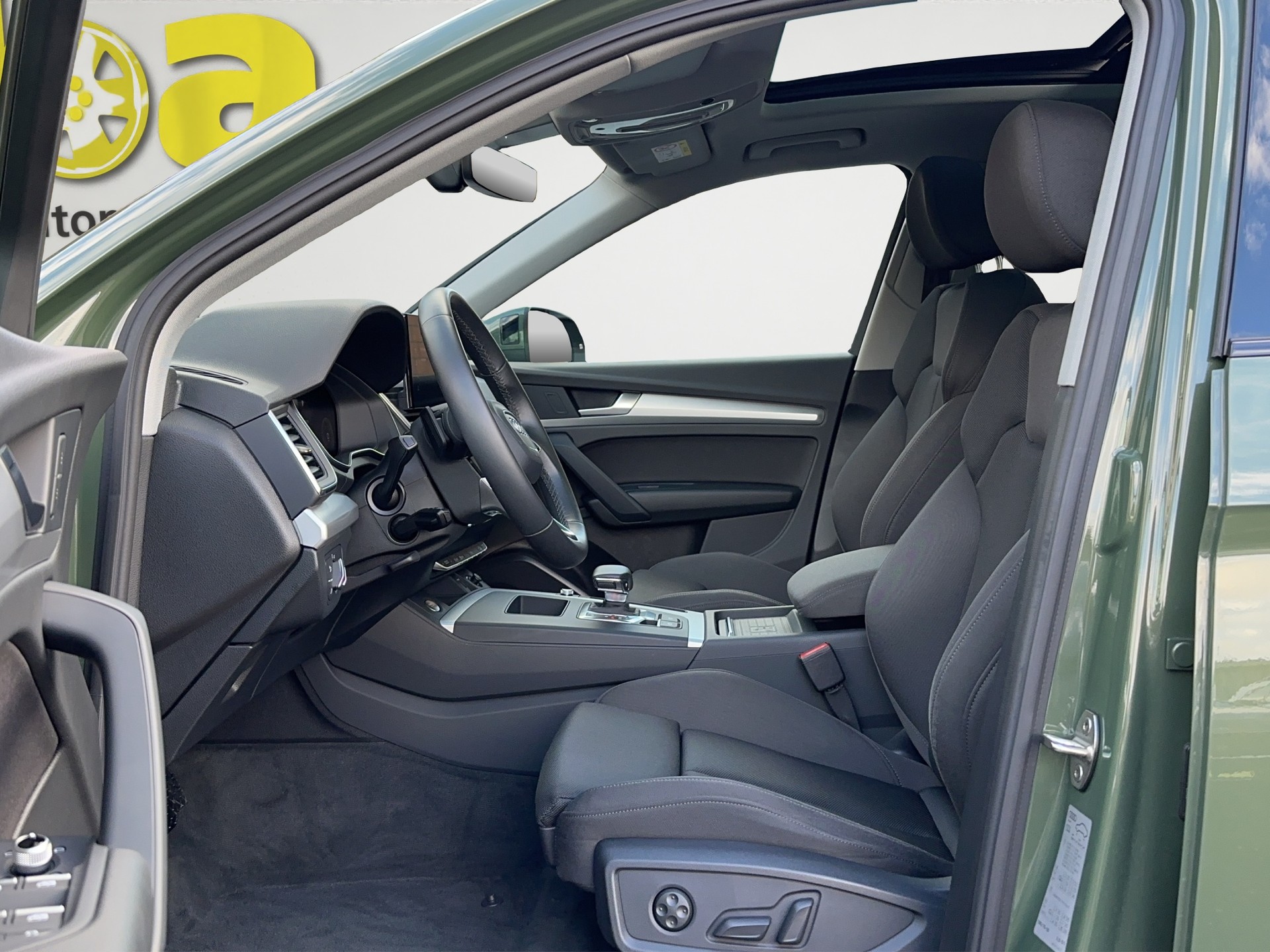 AUDI Q5 40 TDI S-Line quattro 4x4 AHK-image-11