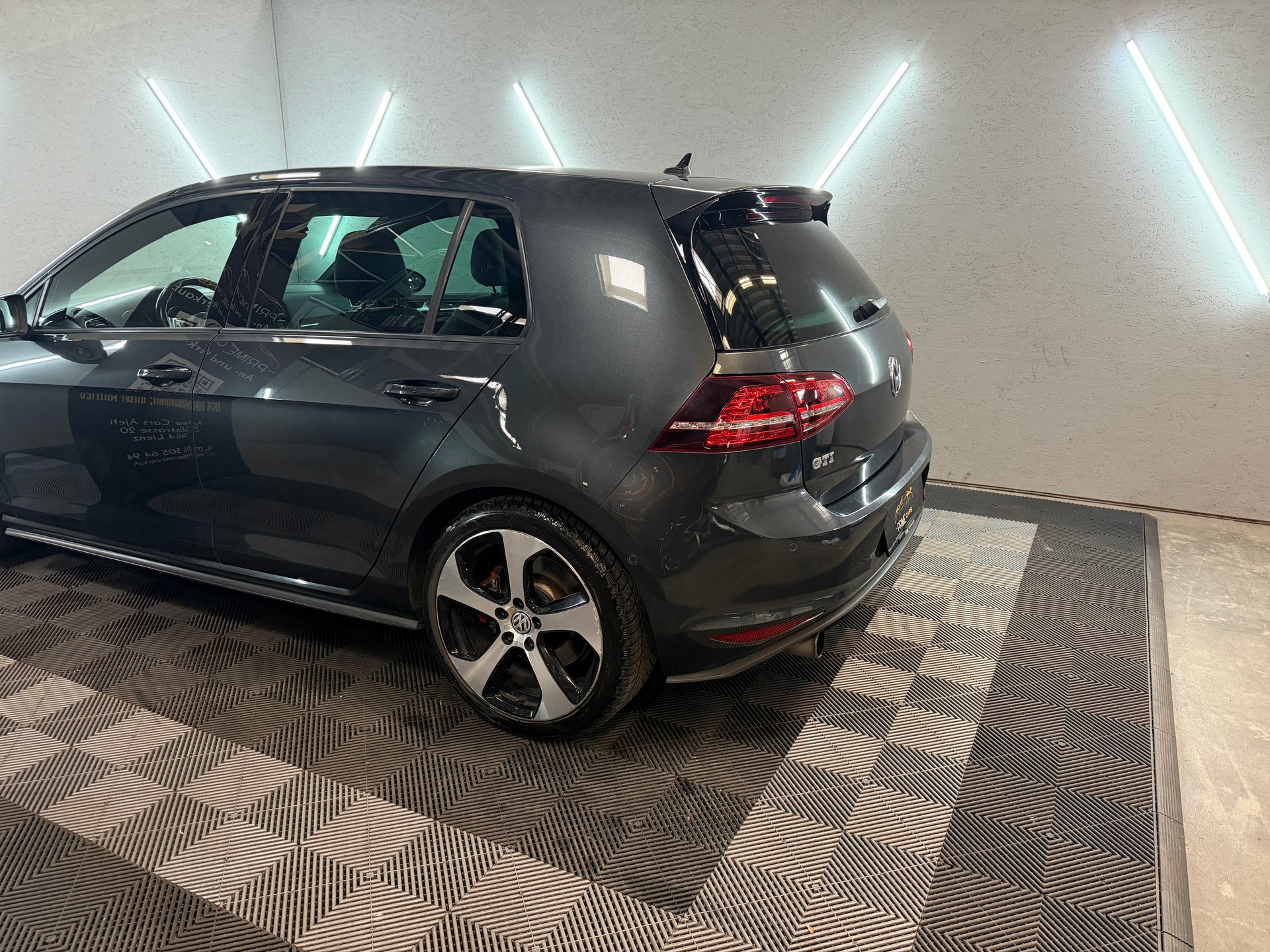 VW Golf 2.0 TSI GTI Performance DSG-image-6
