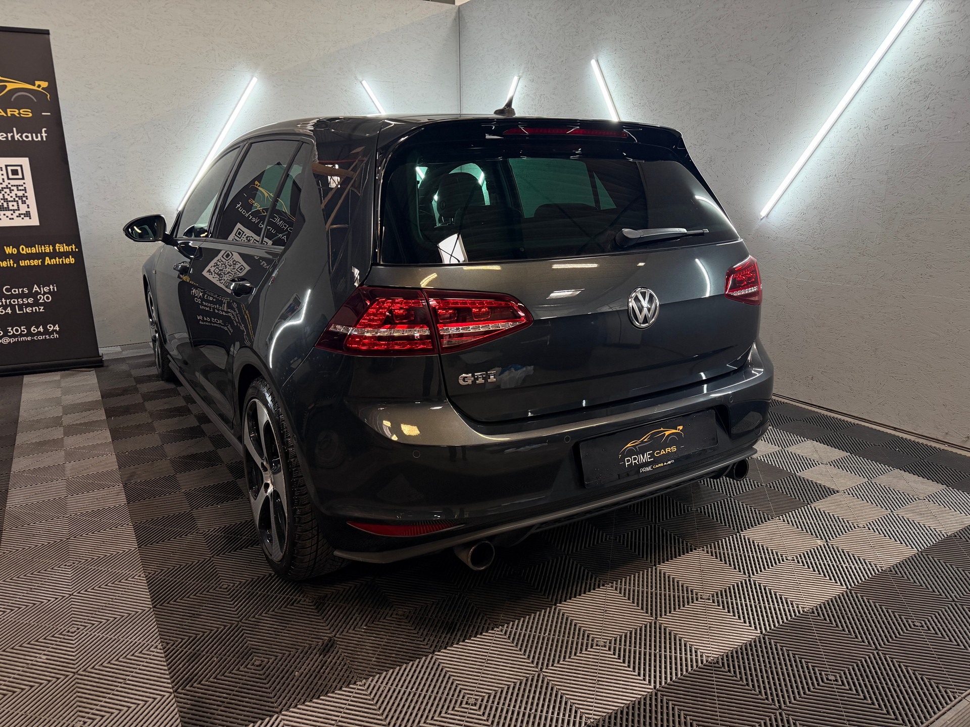 VW Golf 2.0 TSI GTI Performance DSG-image-4