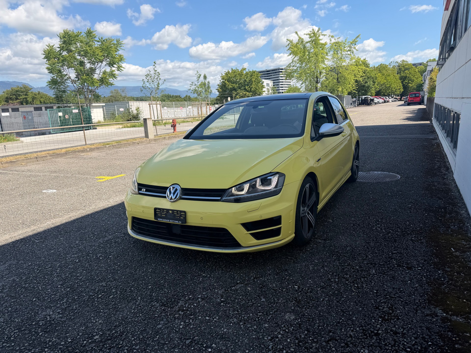 VW Golf 2.0 TSI R 4Motion