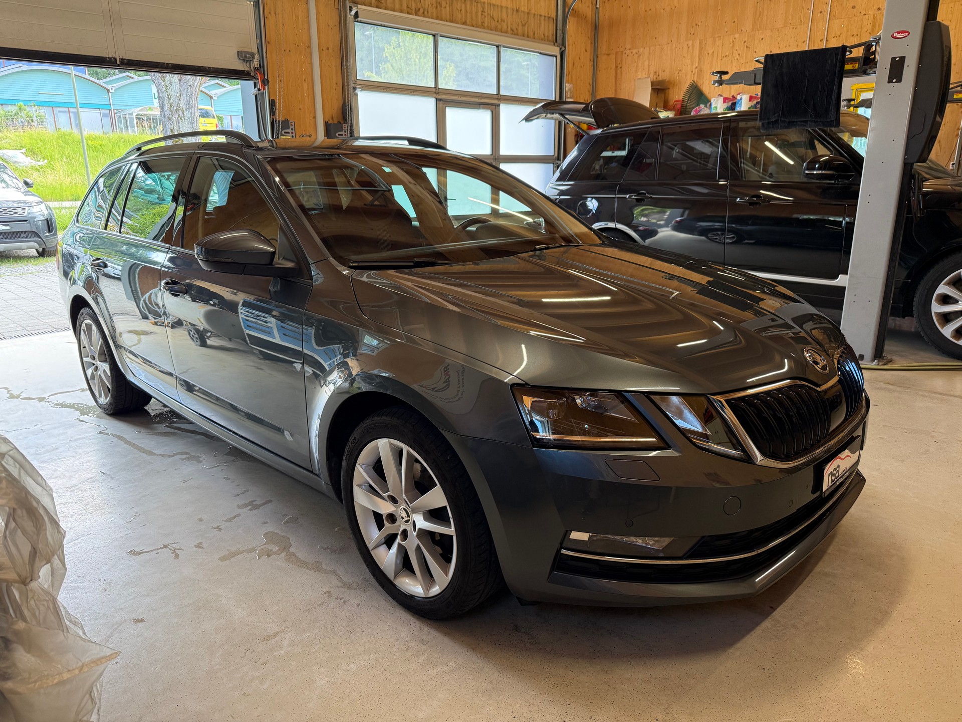 SKODA Octavia Combi 1.4 TSI Style-showroom-element-2