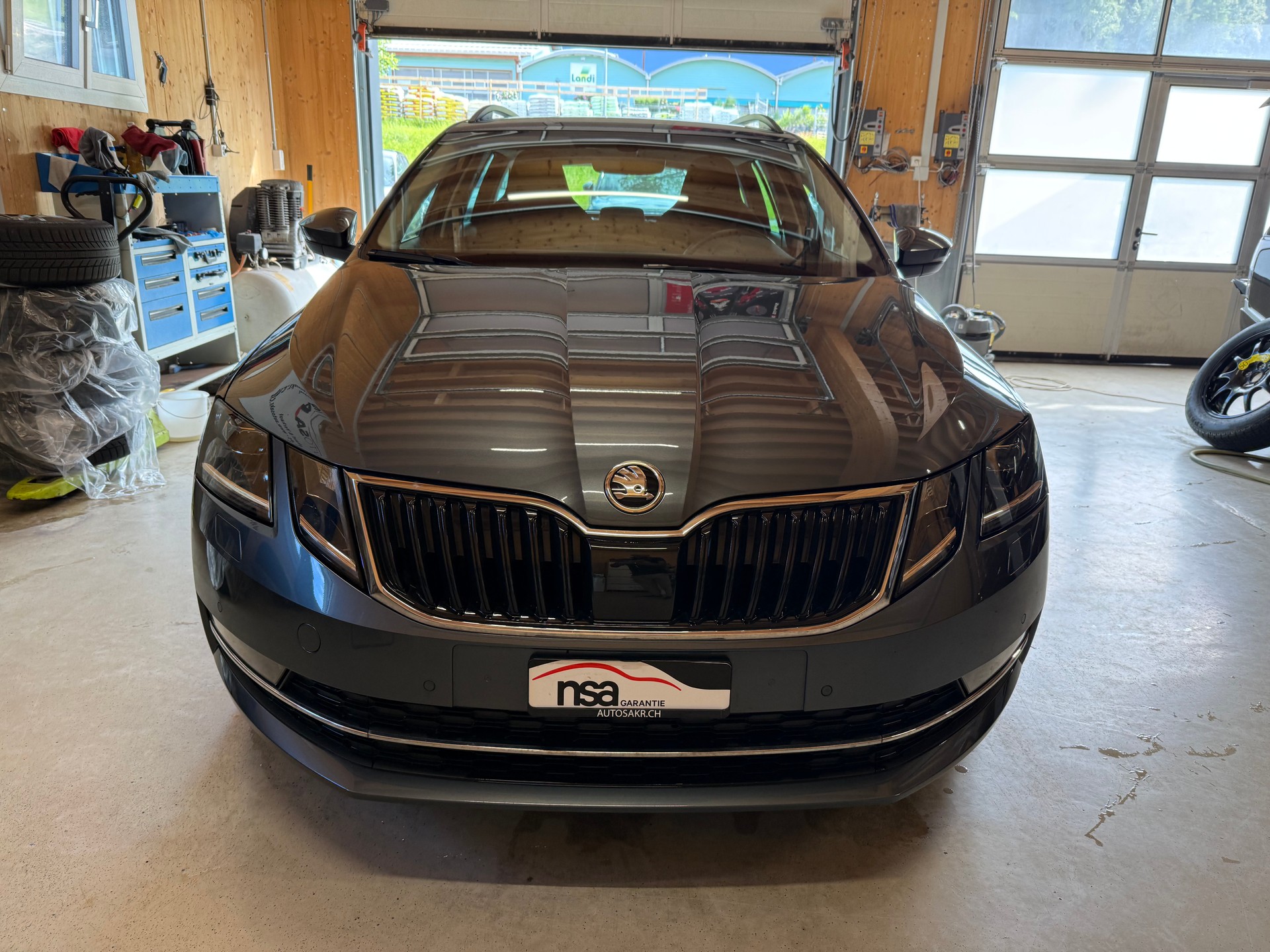 SKODA Octavia Combi 1.4 TSI Style-showroom-element-1