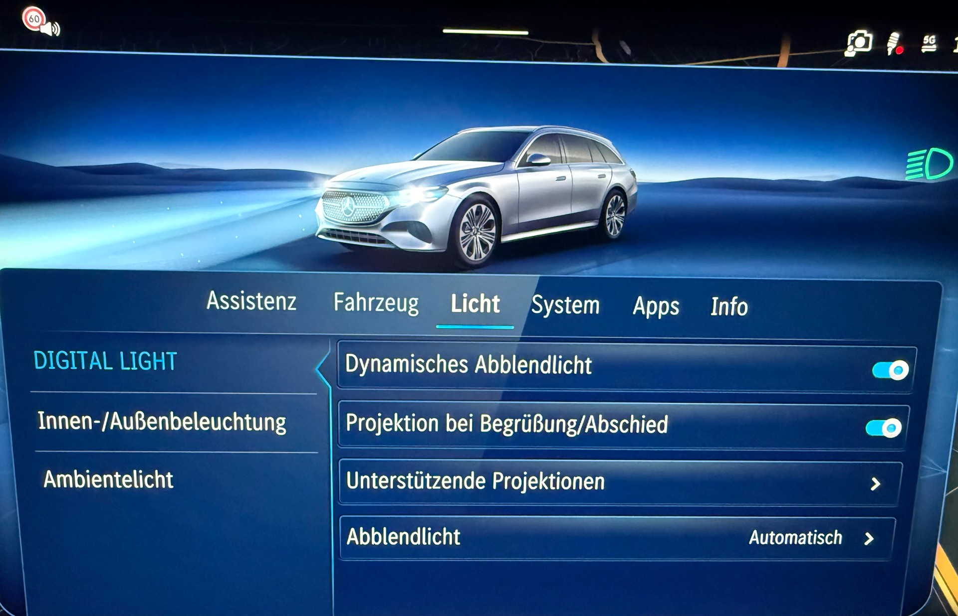 MERCEDES-BENZ E 300 de EXCLUSIVE T 4Matic EQ Hybrid 9G-Tronic-image-21