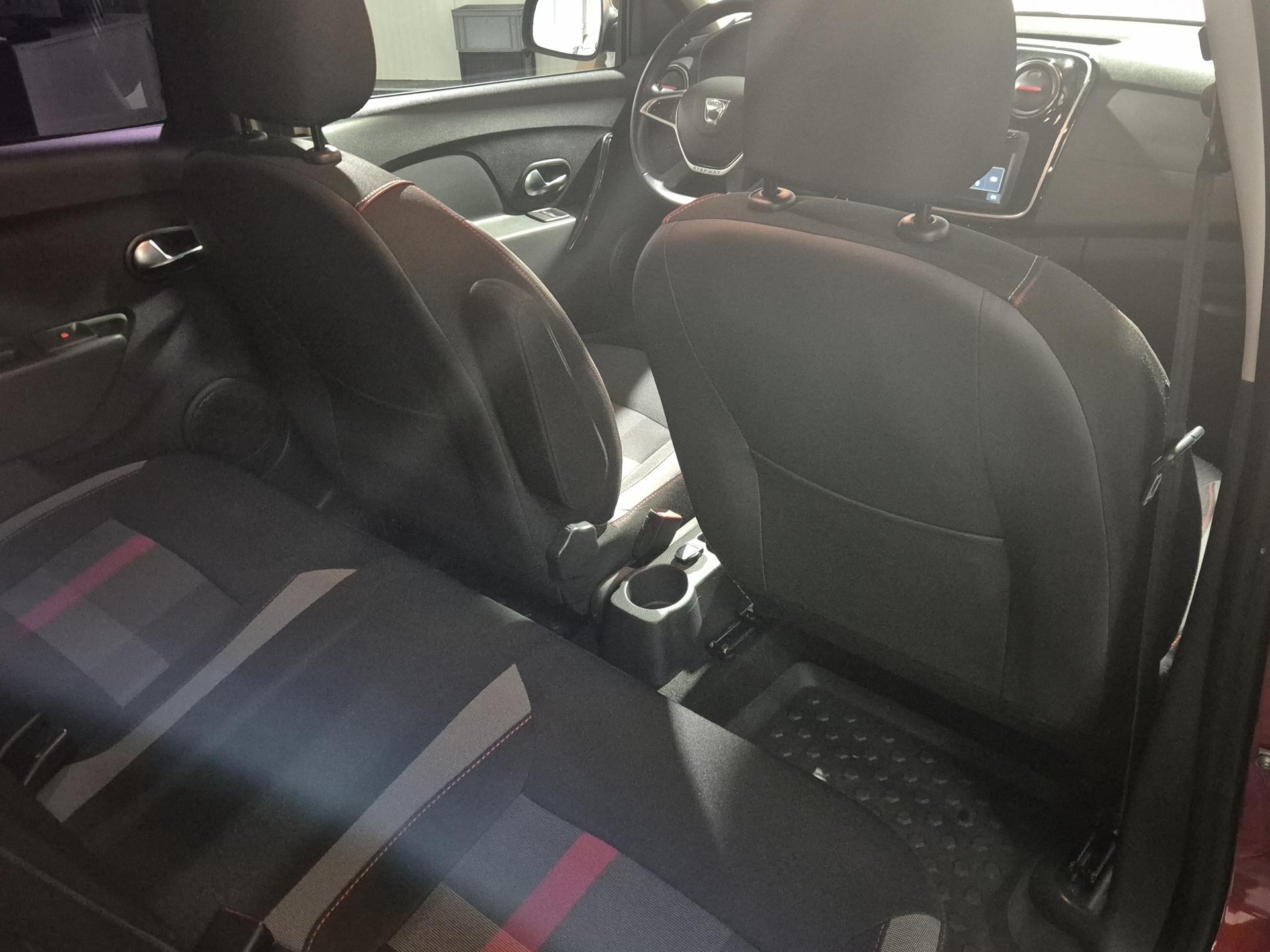 DACIA Logan MCV 0.9 Ultimate-image-19
