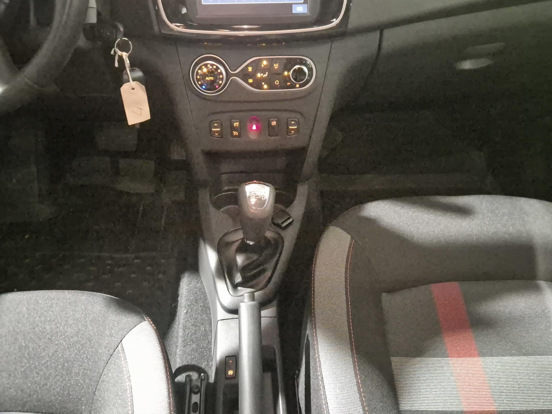 DACIA Logan MCV 0.9 Ultimate-image-11