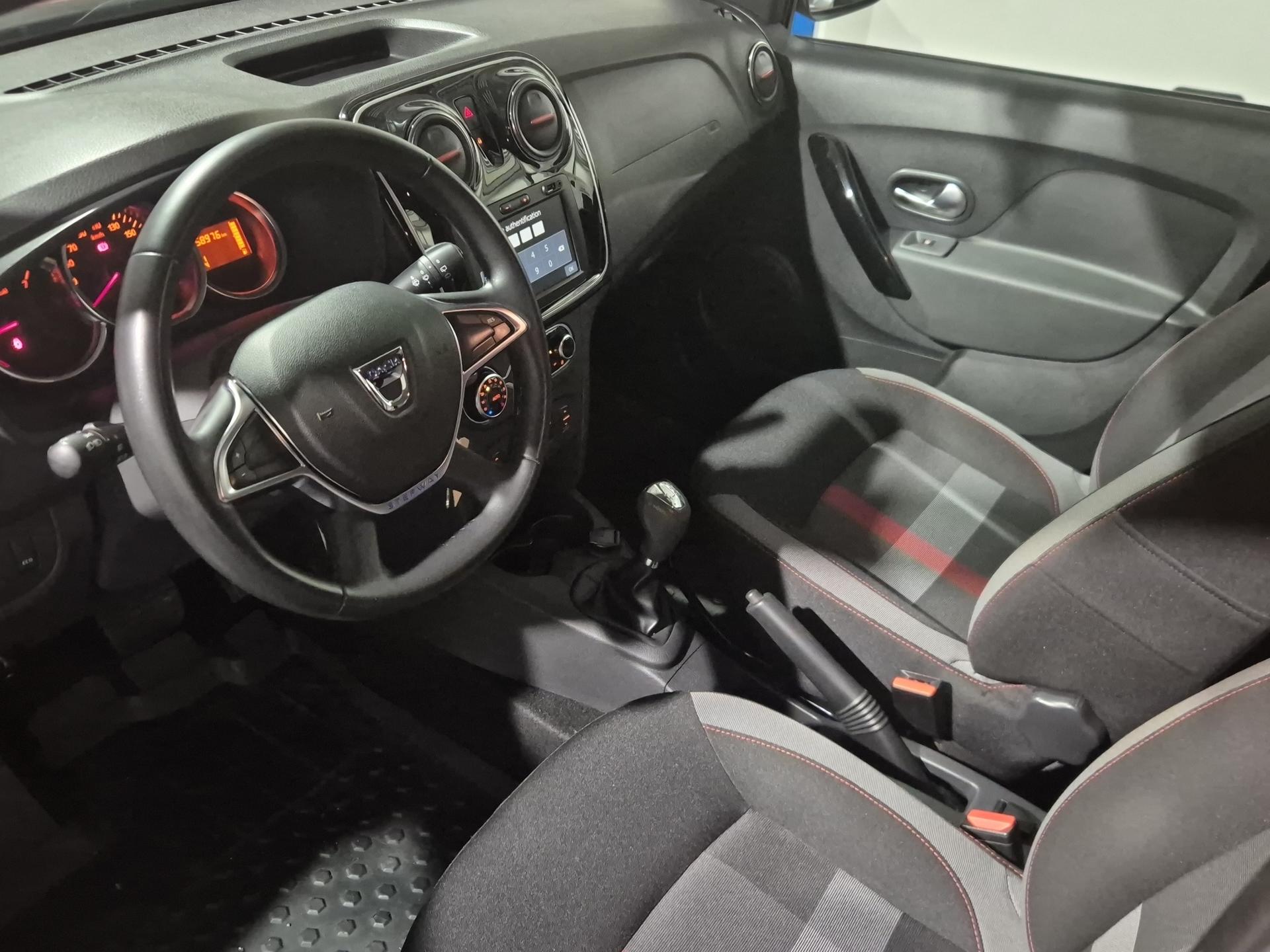 DACIA Logan MCV 0.9 Ultimate-image-21