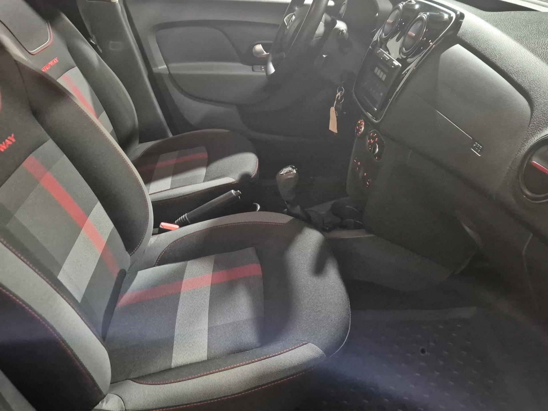 DACIA Logan MCV 0.9 Ultimate-image-16