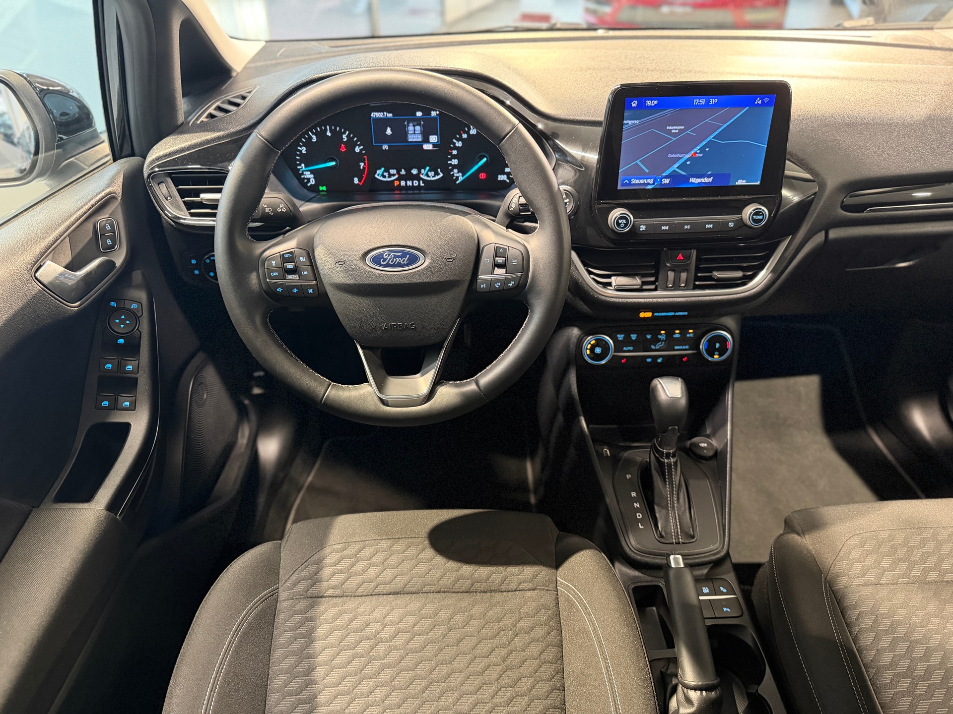 FORD Fiesta 1.0 SCTi MHEV Titanium X Automat-image-16