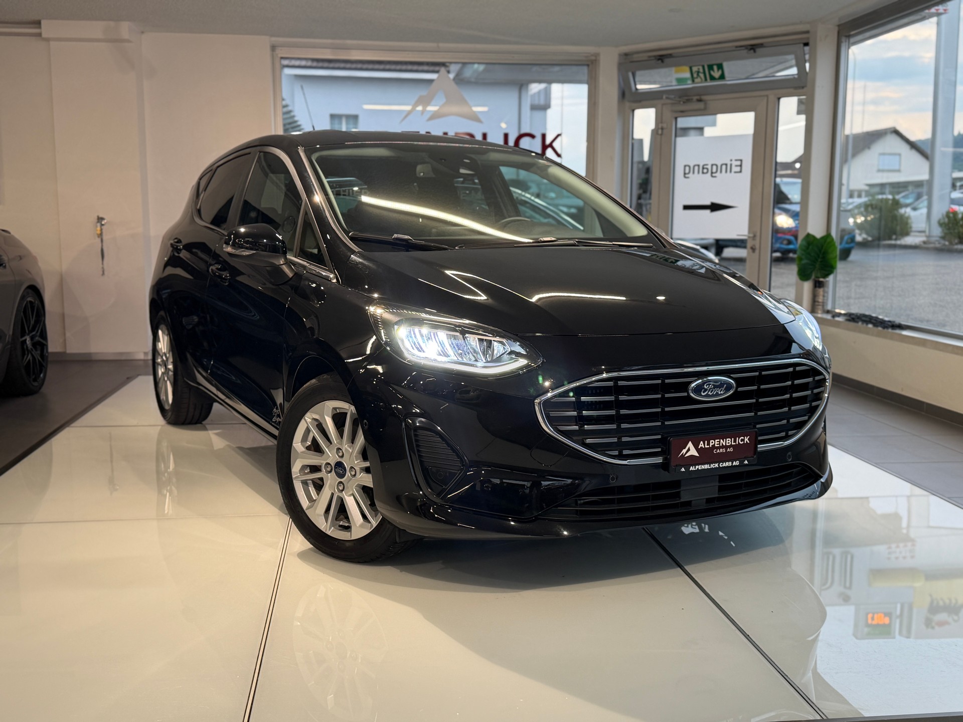 FORD Fiesta 1.0 SCTi MHEV Titanium X Automat-showroom-element-2