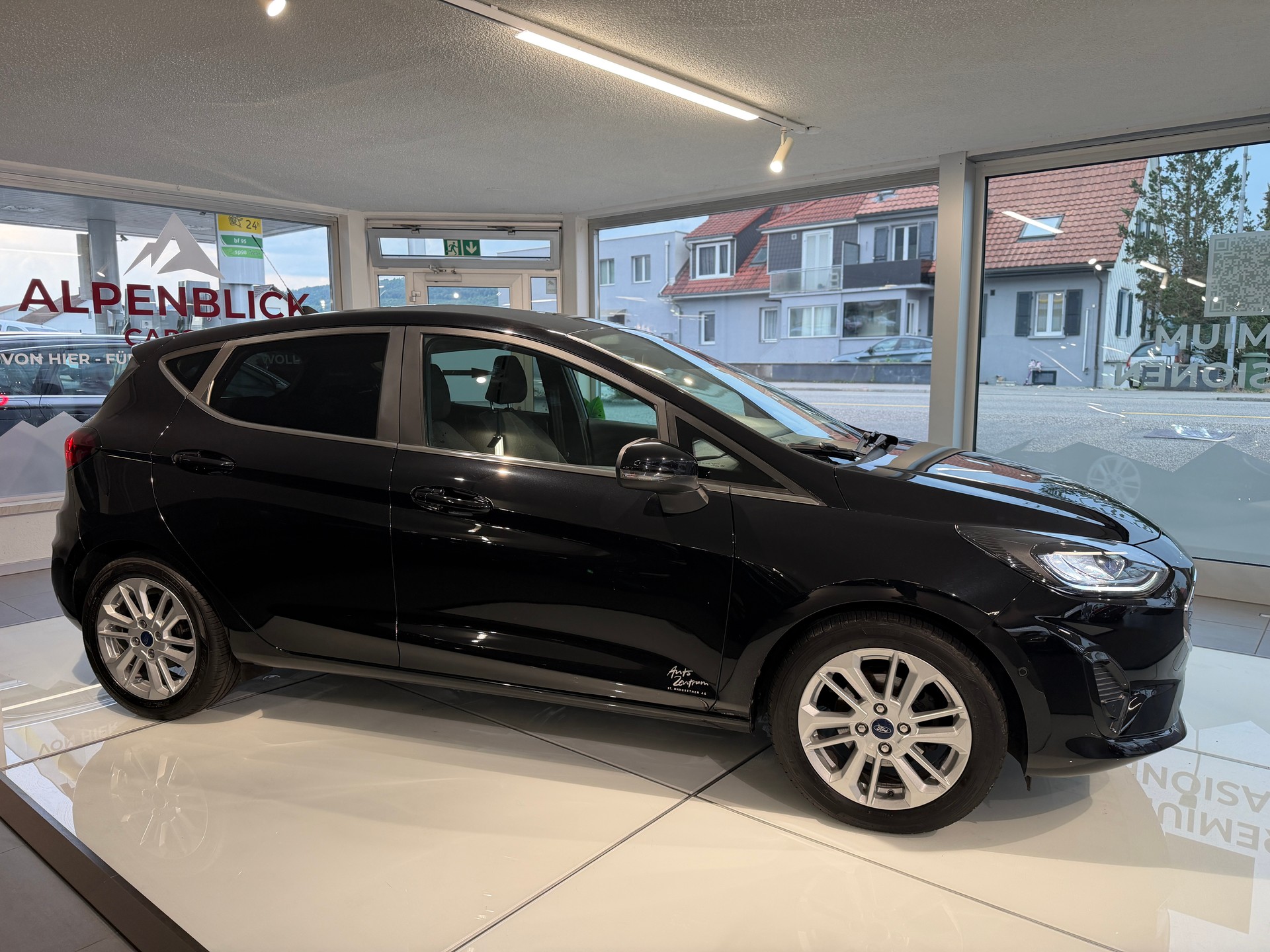 FORD Fiesta 1.0 SCTi MHEV Titanium X Automat-image-7