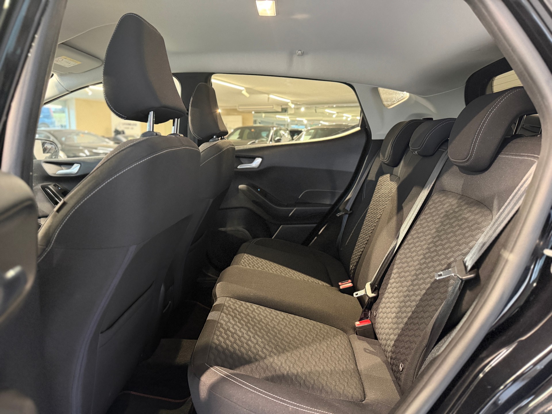 FORD Fiesta 1.0 SCTi MHEV Titanium X Automat-image-12