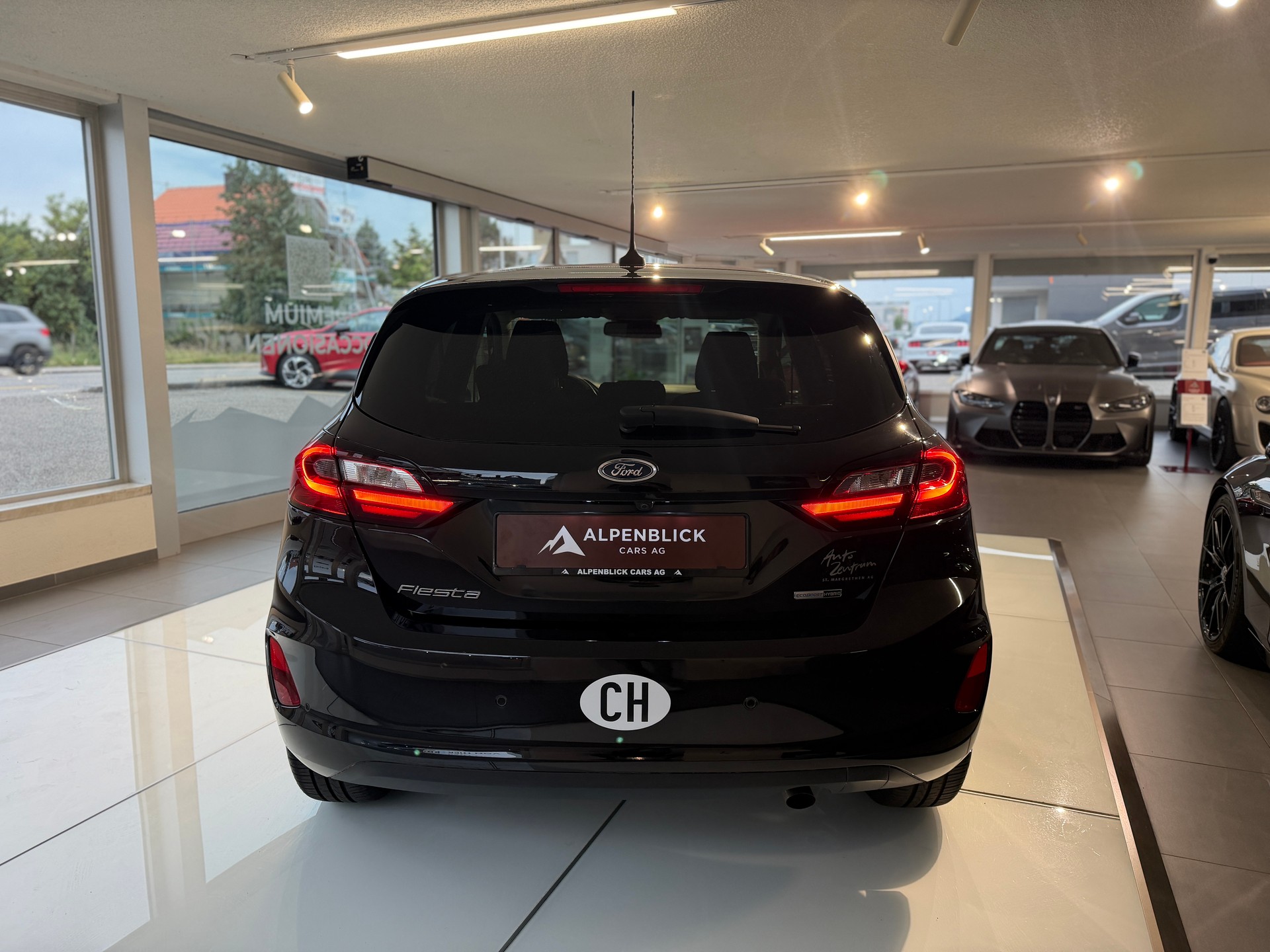 FORD Fiesta 1.0 SCTi MHEV Titanium X Automat-image-6