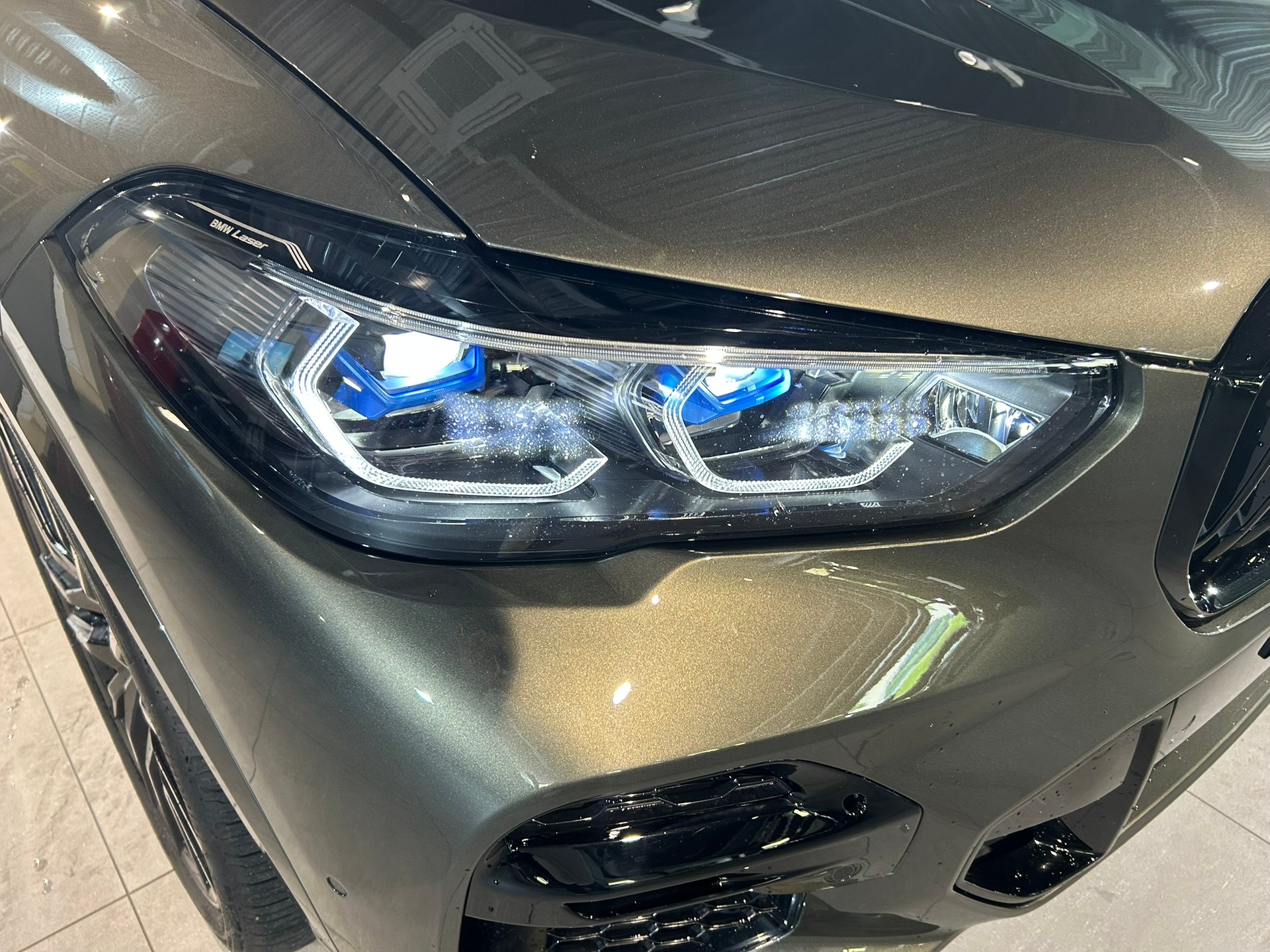 BMW X5 xDrive 48V 40d M Sport Steptronic-image-19