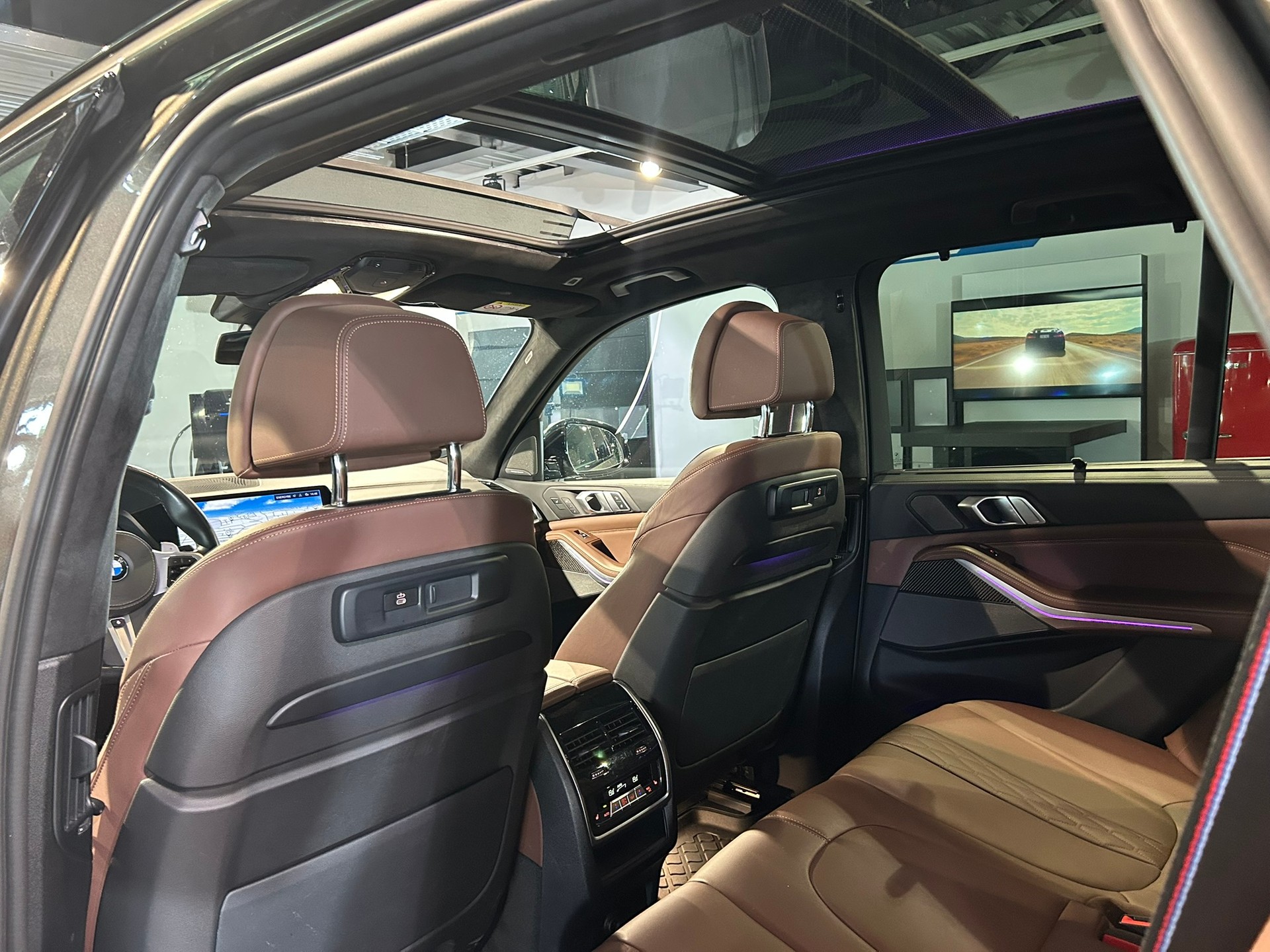 BMW X5 xDrive 48V 40d M Sport Steptronic-image-22