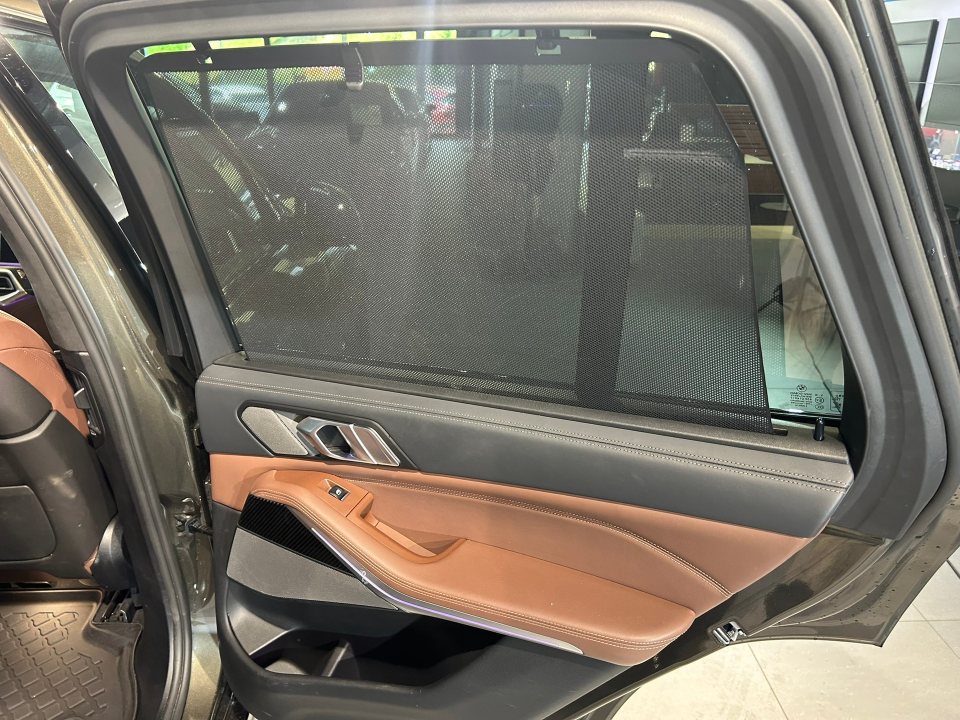 BMW X5 xDrive 48V 40d M Sport Steptronic-image-25