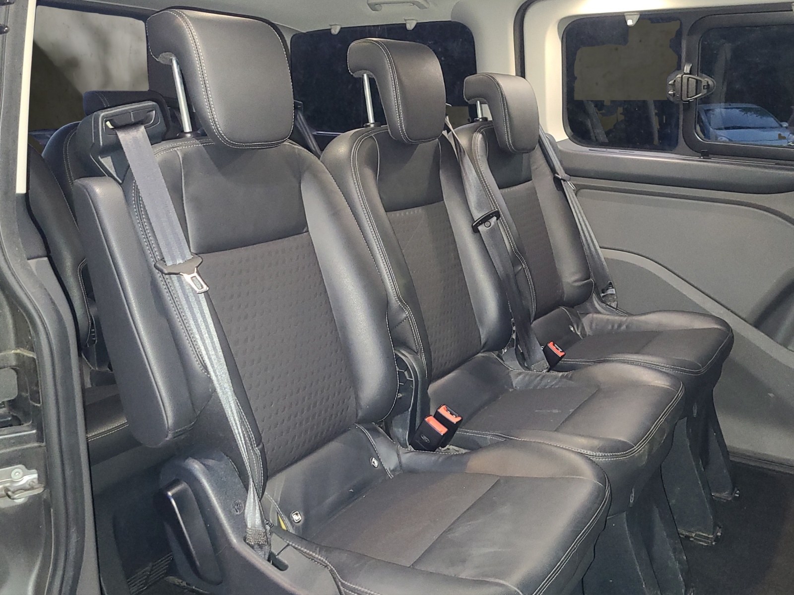 FORD Tourneo Custom 310 L1H1 Sport SelectShift A-image-12