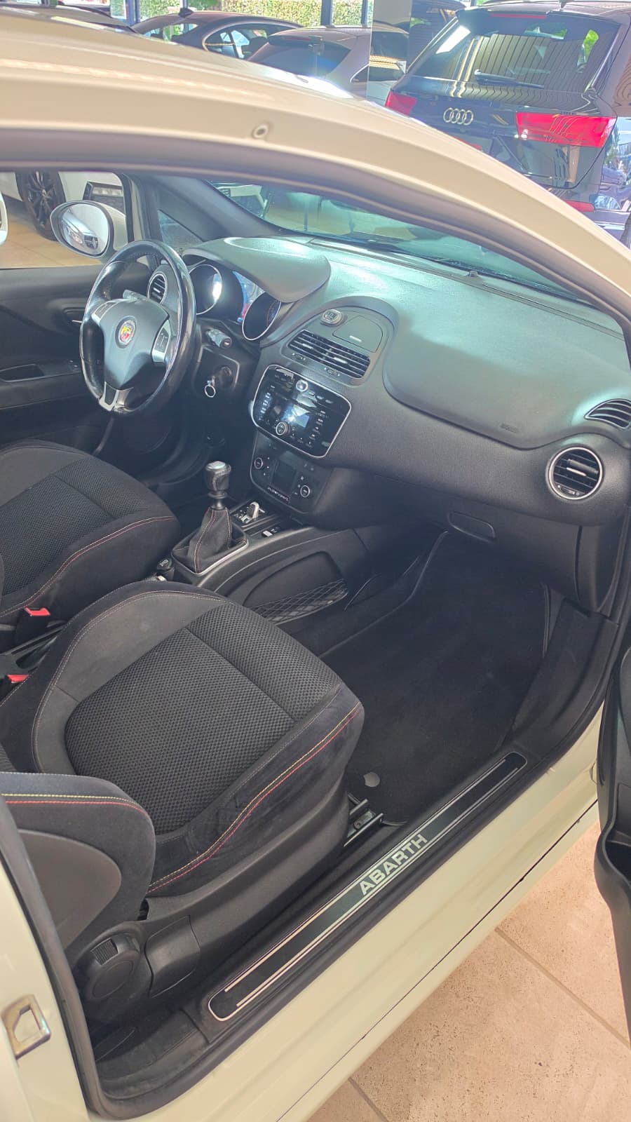 FIAT Punto 1.4 16V Turbo Abarth Supersport, TOP FAHRZEUG, FRISCH AB SERVICE UND FRISCH AB MFK-image-9