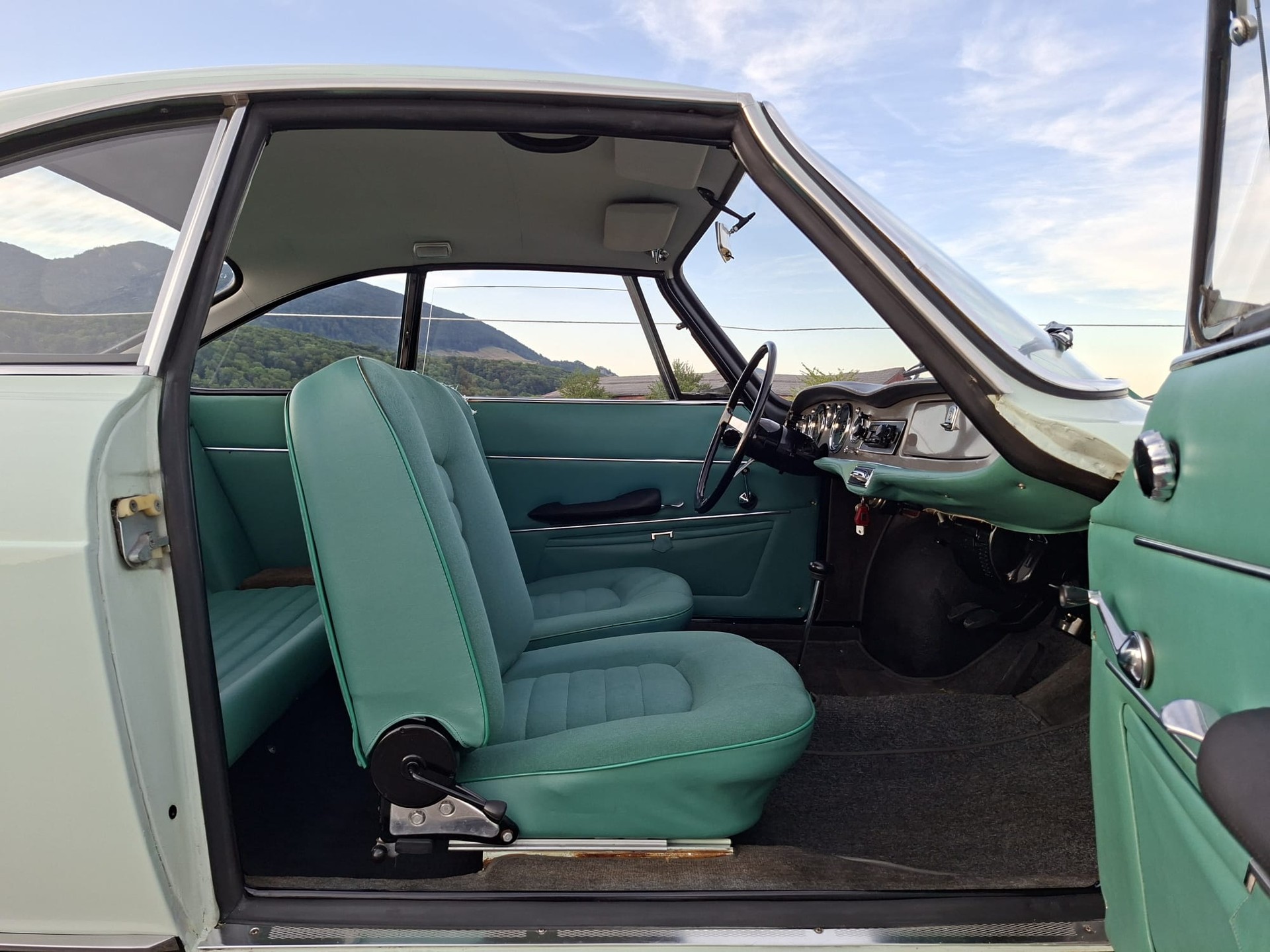 SIMCA 1000 Coupe-image-9
