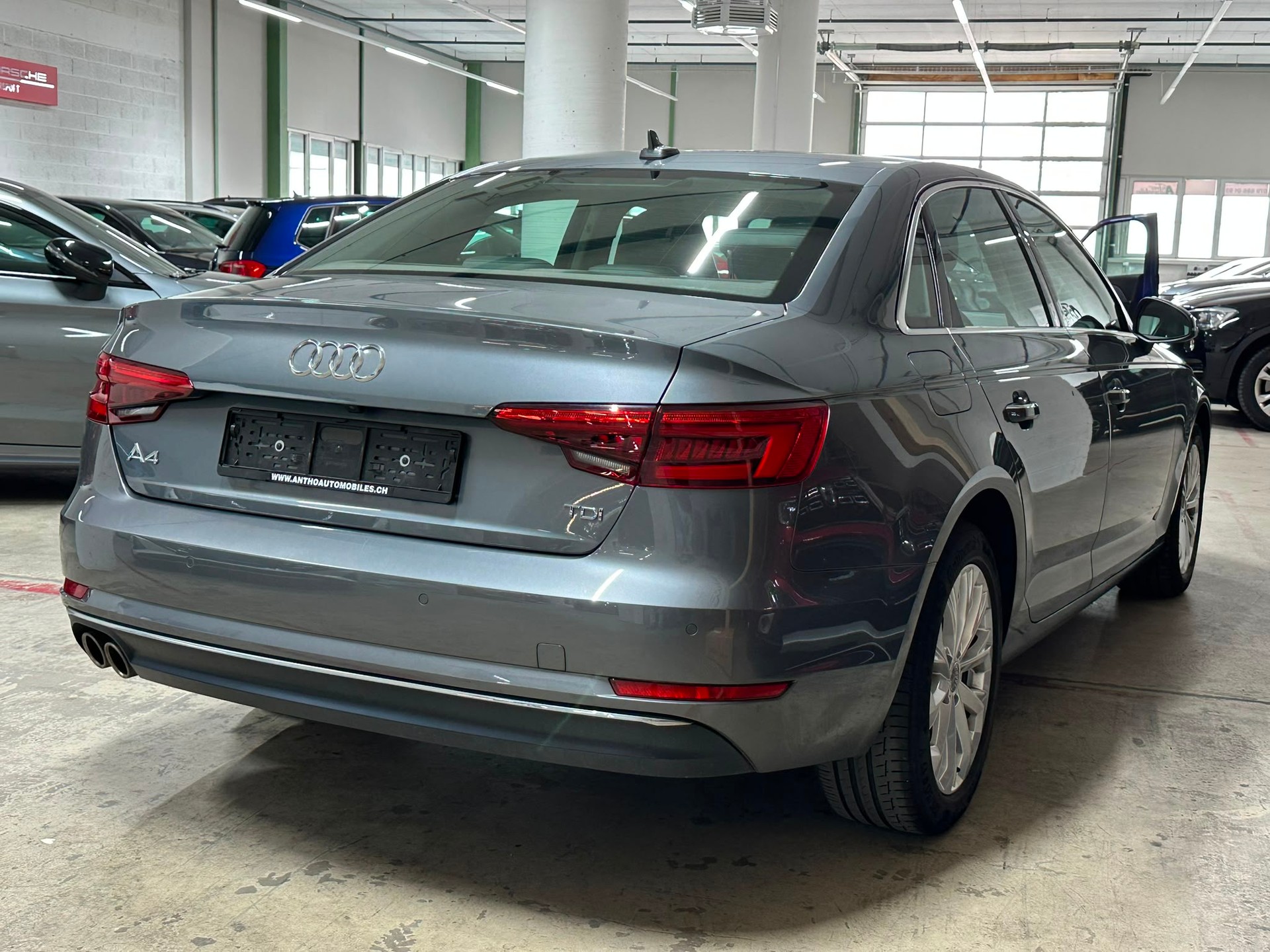 AUDI A4 Limousine 3.0 TDI S-tronic-image-3
