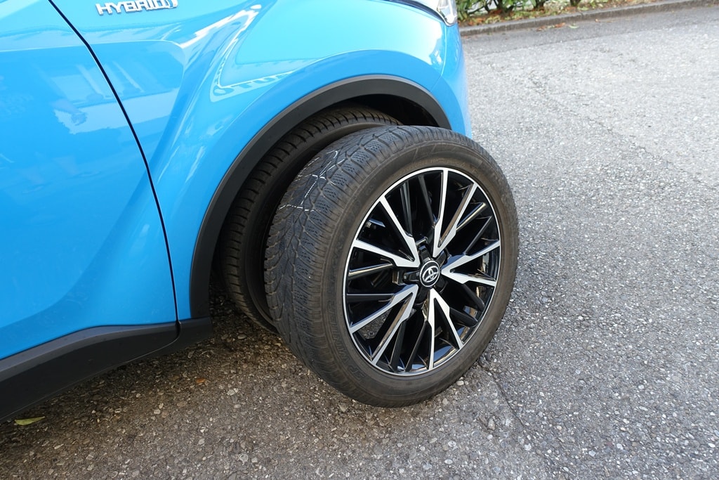 TOYOTA C-HR 1.8 HSD Limited CVT-image-15