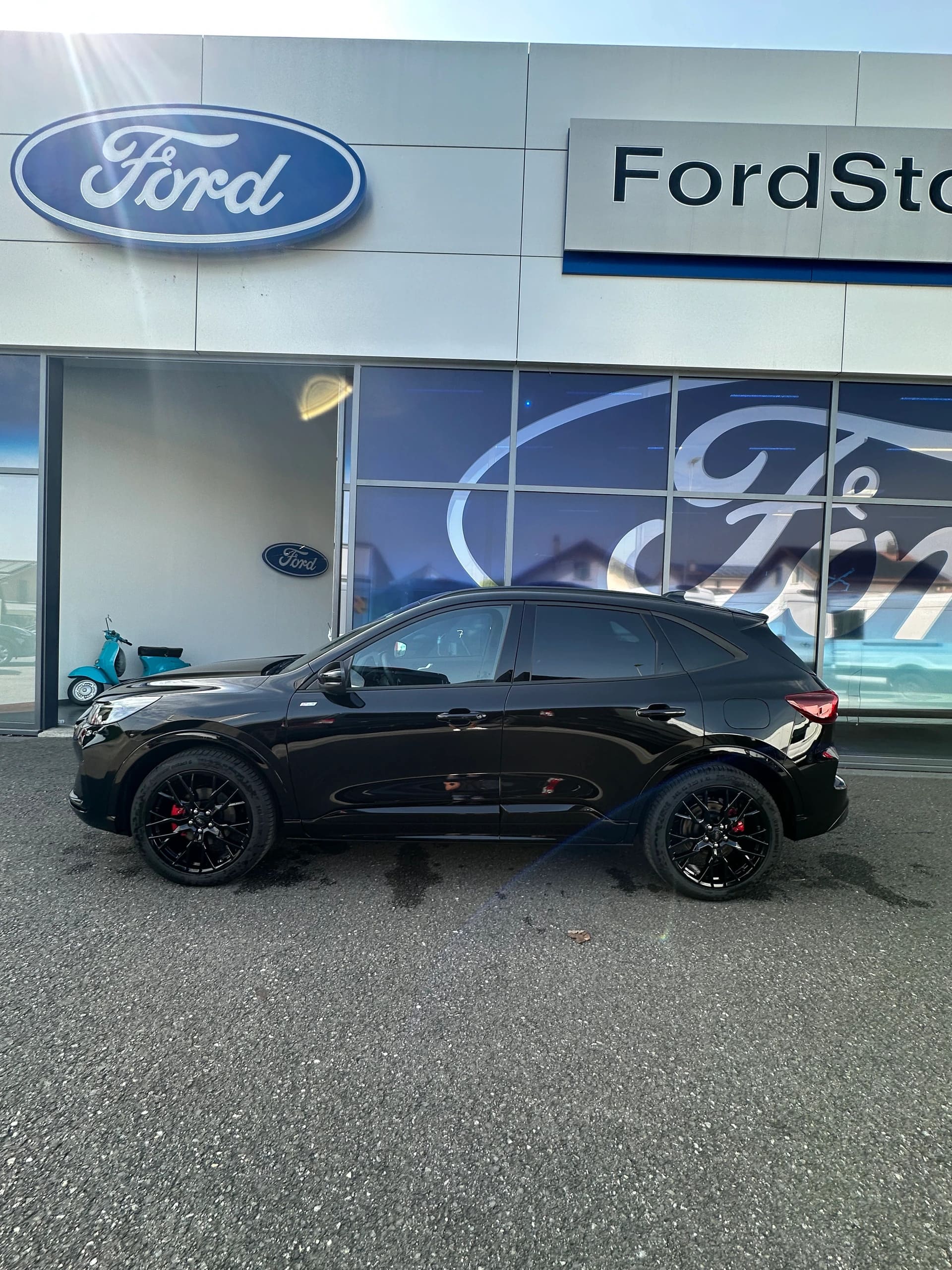 FORD Kuga 2.5 Hybrid ST-Line X 4x4 FHEV-image-2