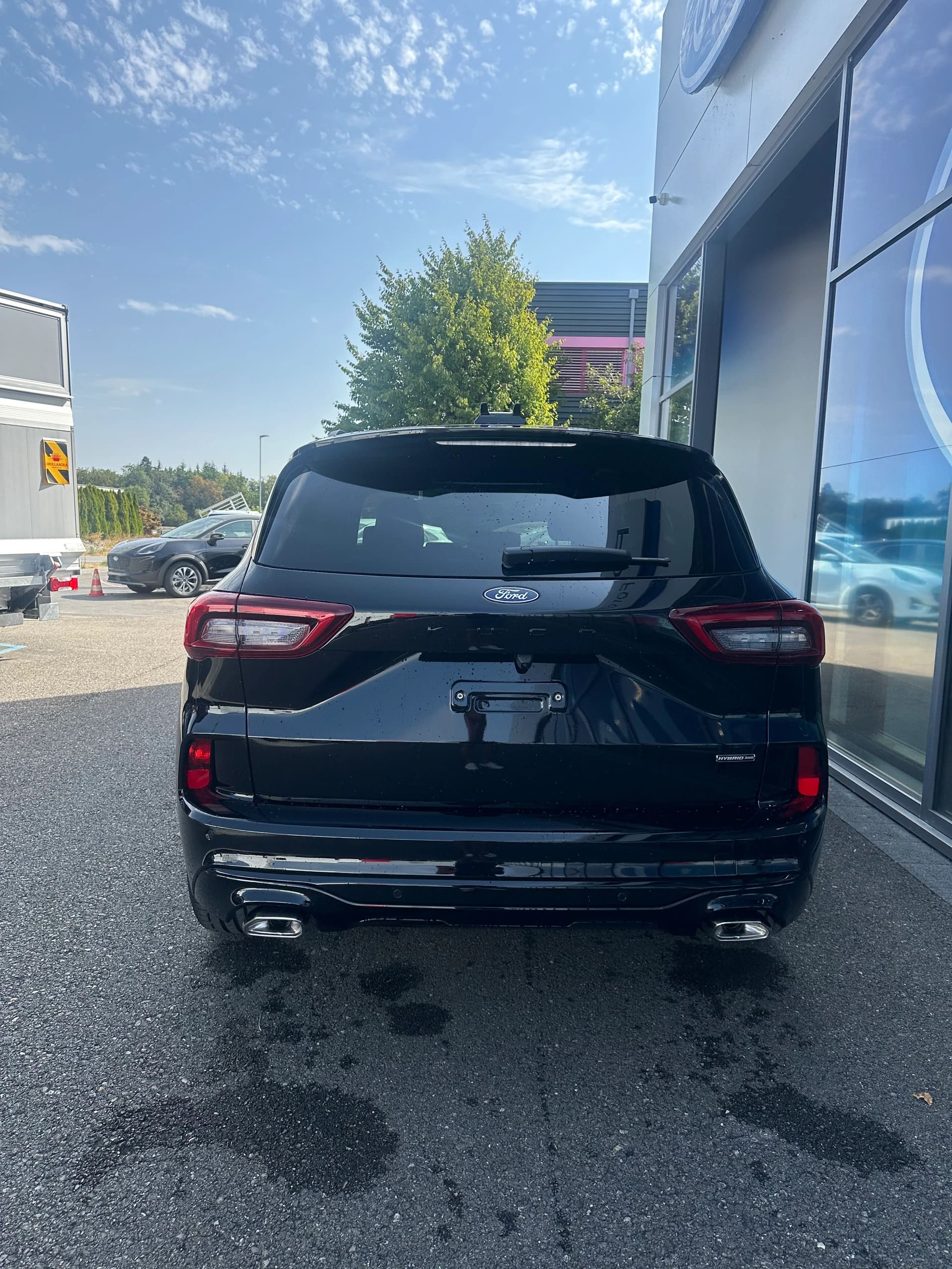 FORD Kuga 2.5 Hybrid ST-Line X 4x4 FHEV-image-4