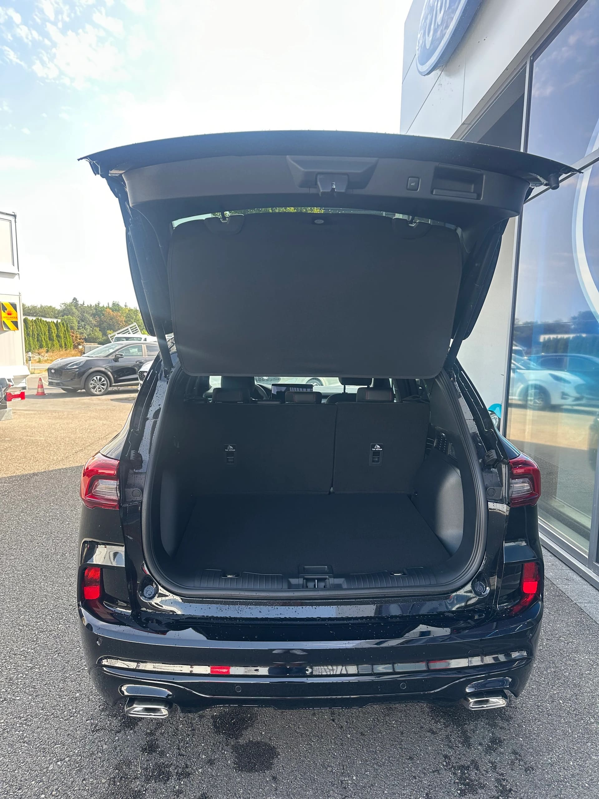 FORD Kuga 2.5 Hybrid ST-Line X 4x4 FHEV-image-5