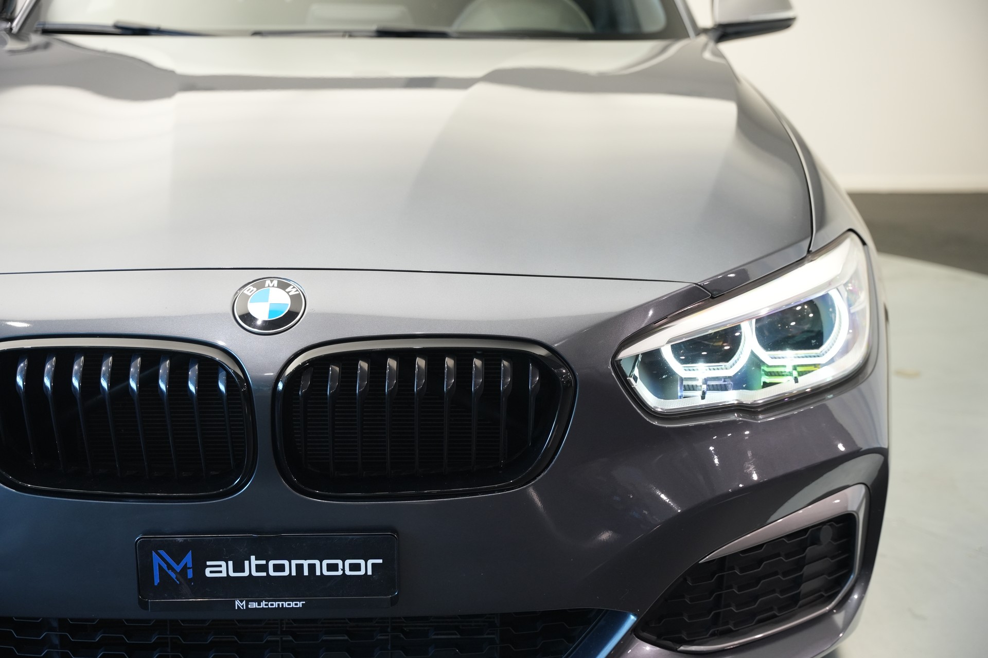 BMW M140i xDrive Steptronic *CH-Fahrzeug*-image-35