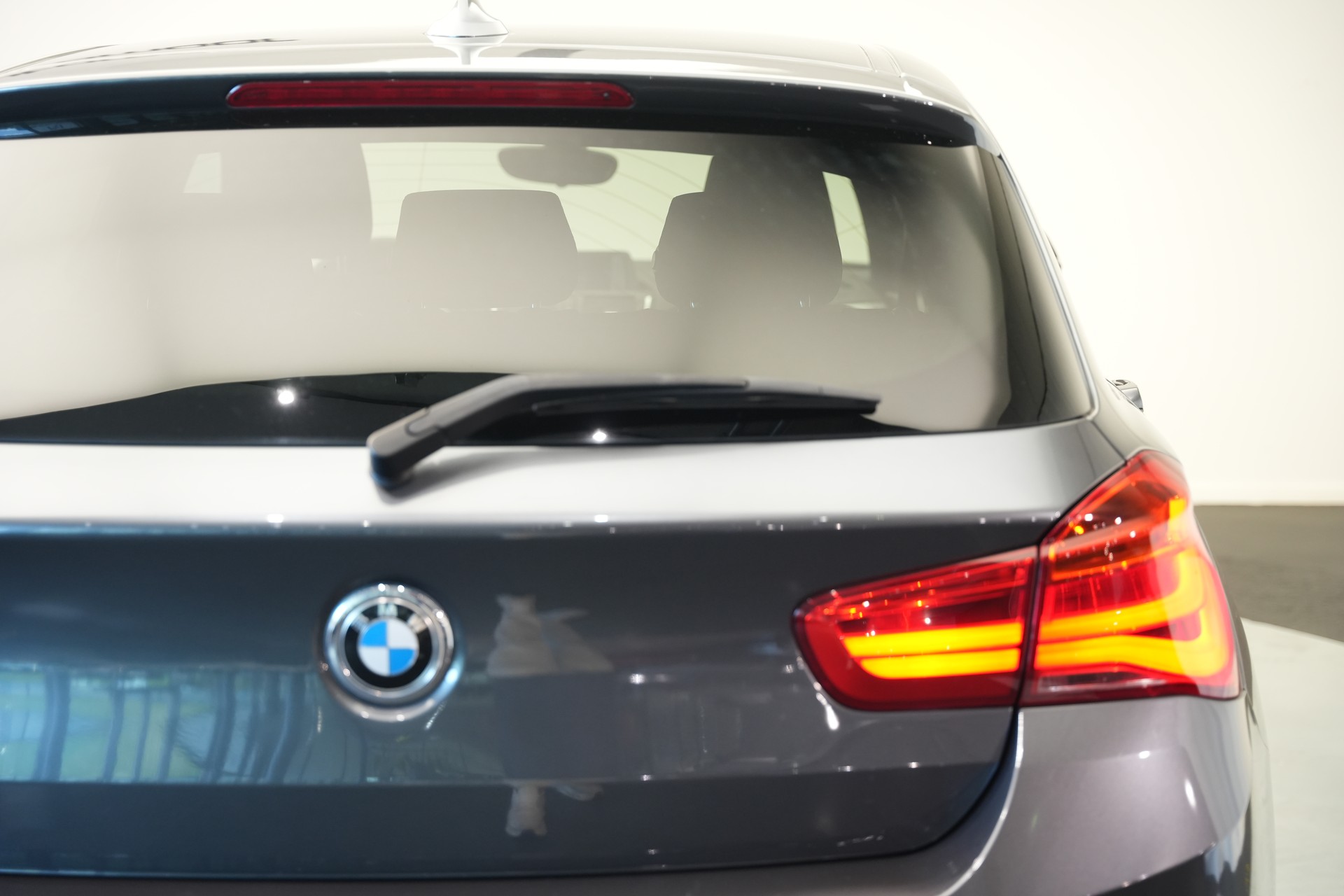 BMW M140i xDrive Steptronic *CH-Fahrzeug*-image-28