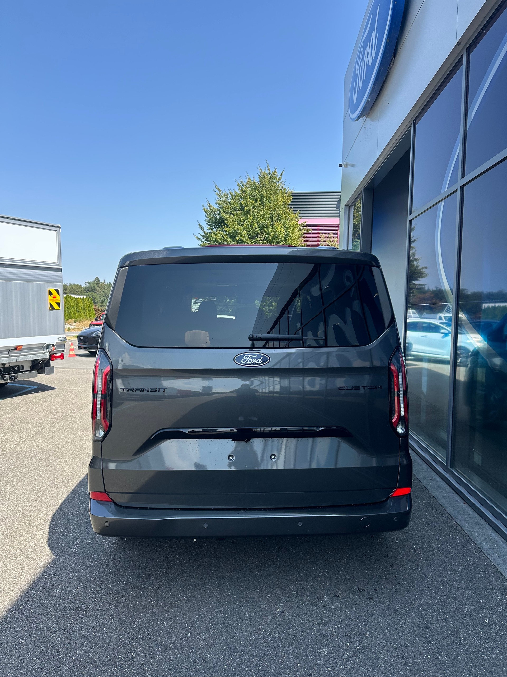 FORD Transit C combi 320 L1 2.0 Eco Limited/170CV/Aut.-image-4