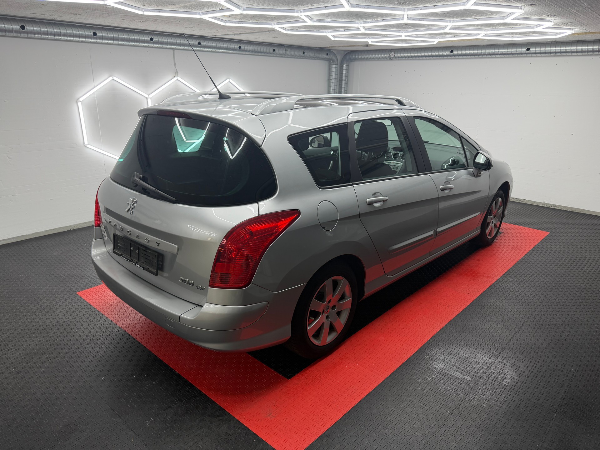 PEUGEOT 308 SW 1.6 HDI Trendy EGS6-showroom-element-3