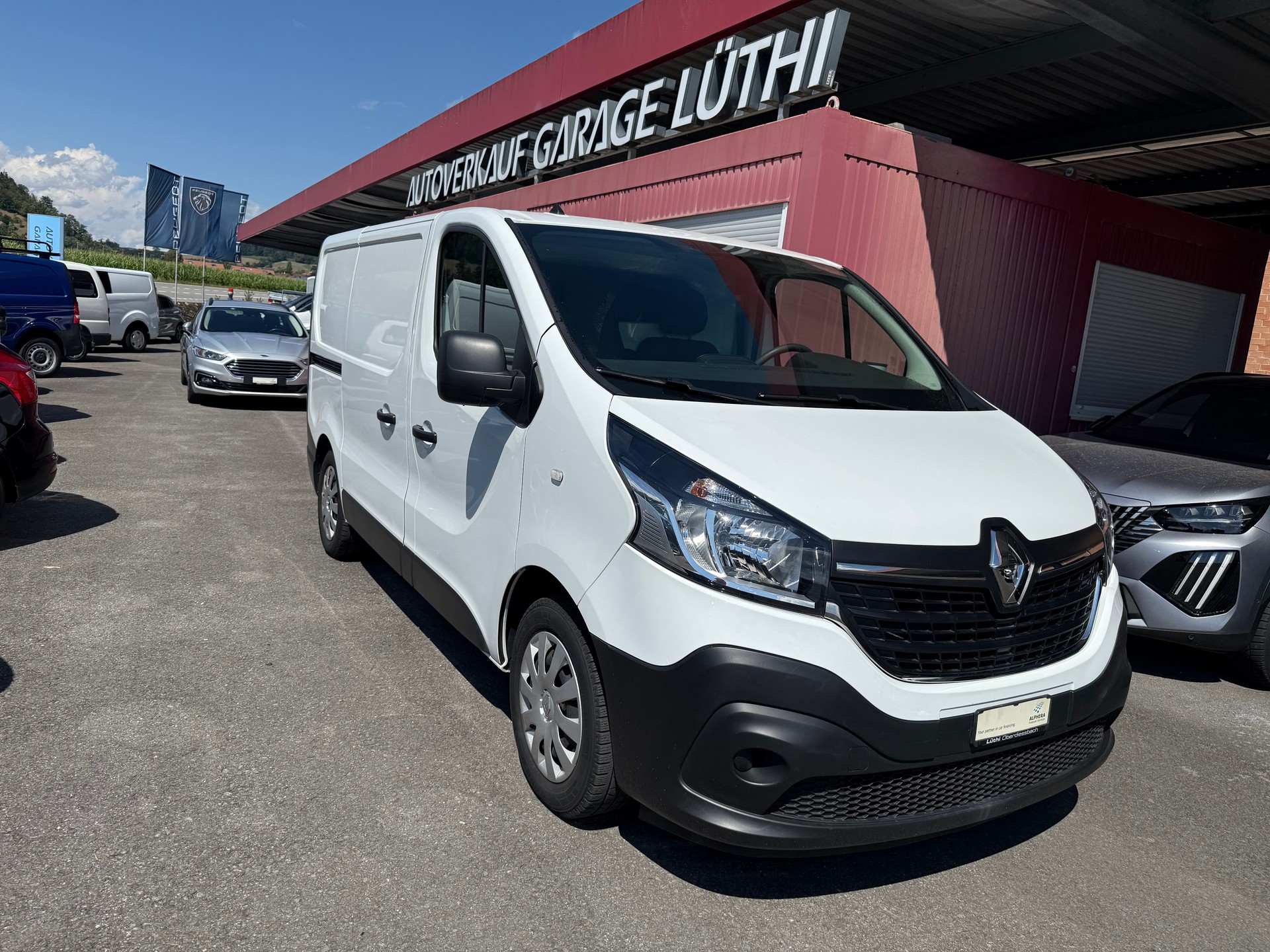 RENAULT Trafic 2.0 Energy dCi 120 3.0t L1H1-showroom-element-1