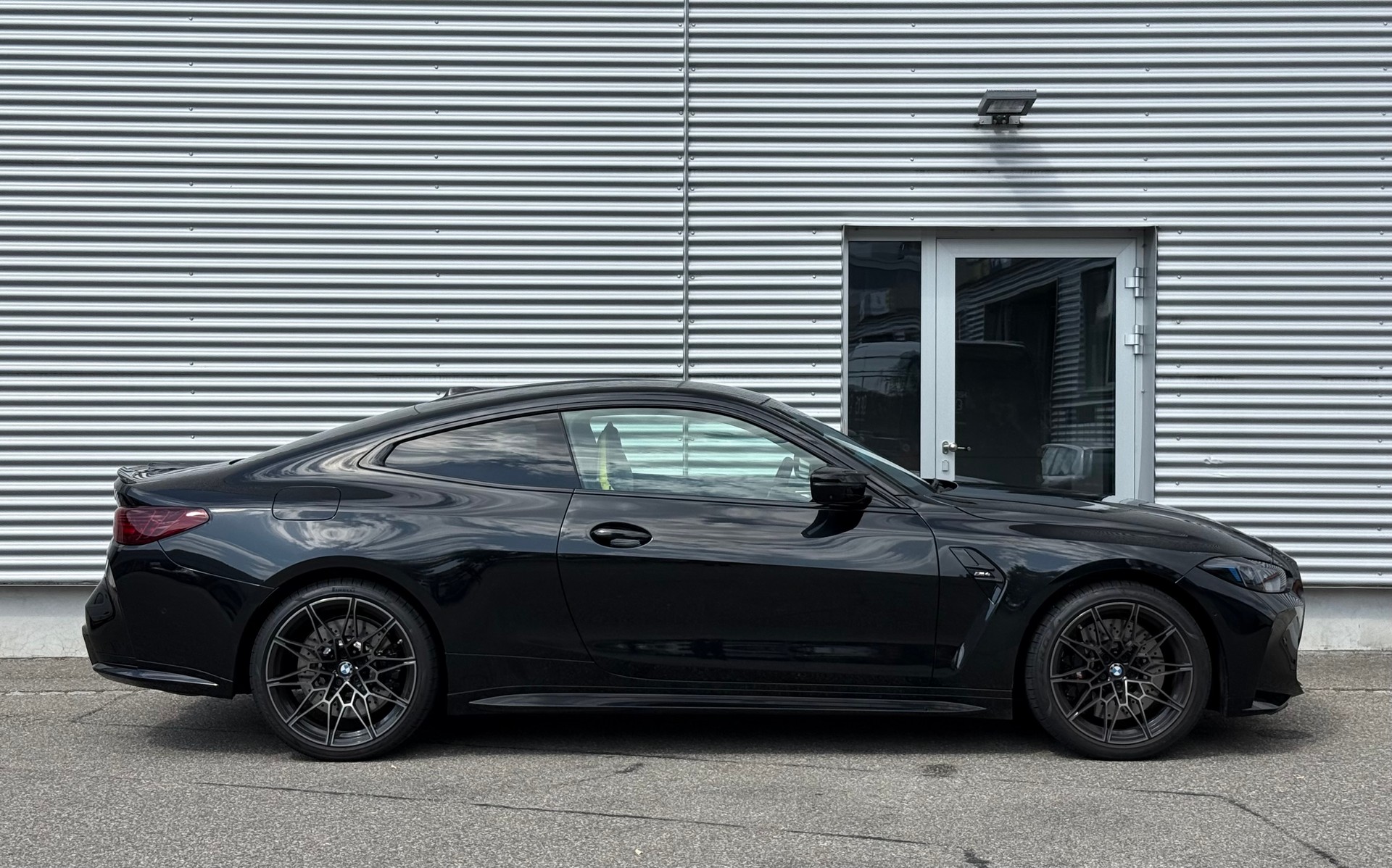 BMW M4 Coupé-image-18