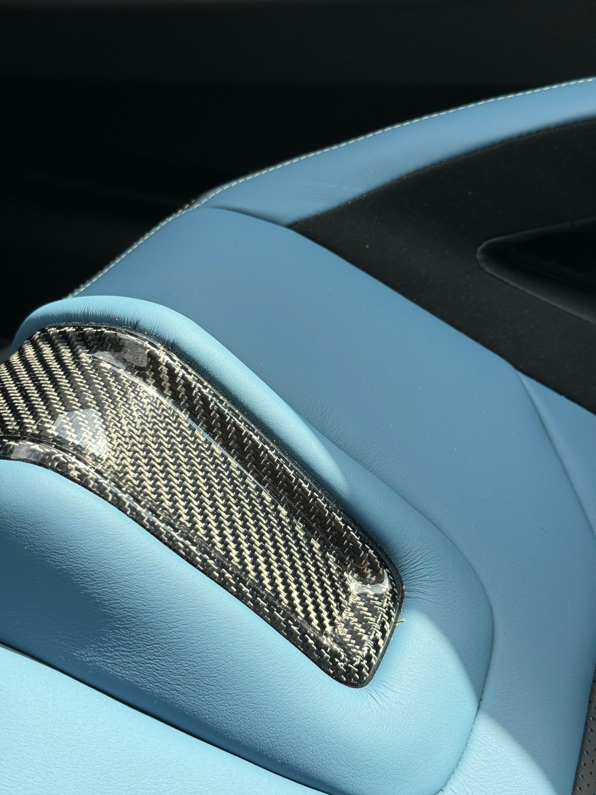 BMW M4 Coupé-image-15