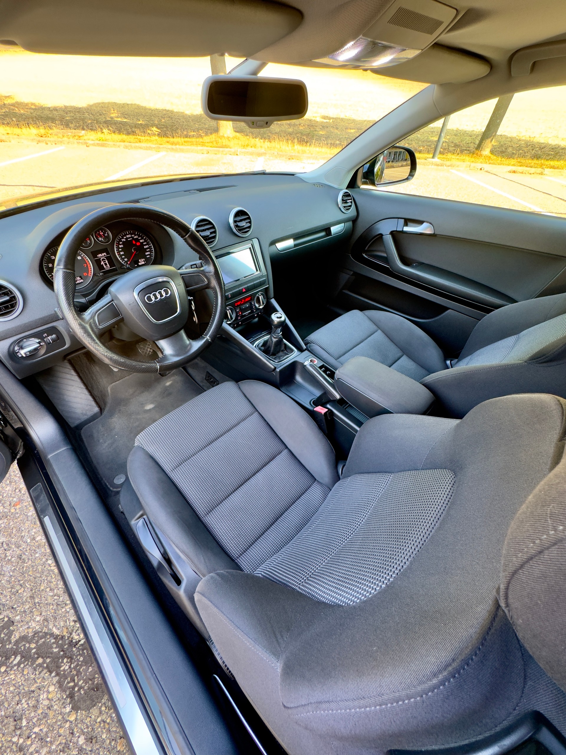 AUDI 1.8 T FSI Attraction quattro-image-8