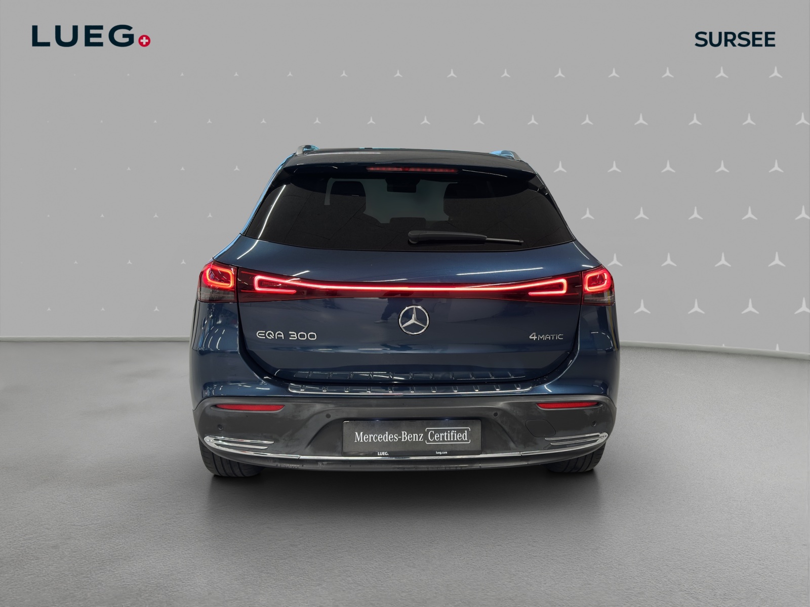 MERCEDES-BENZ EQA 300 4Matic-image-3