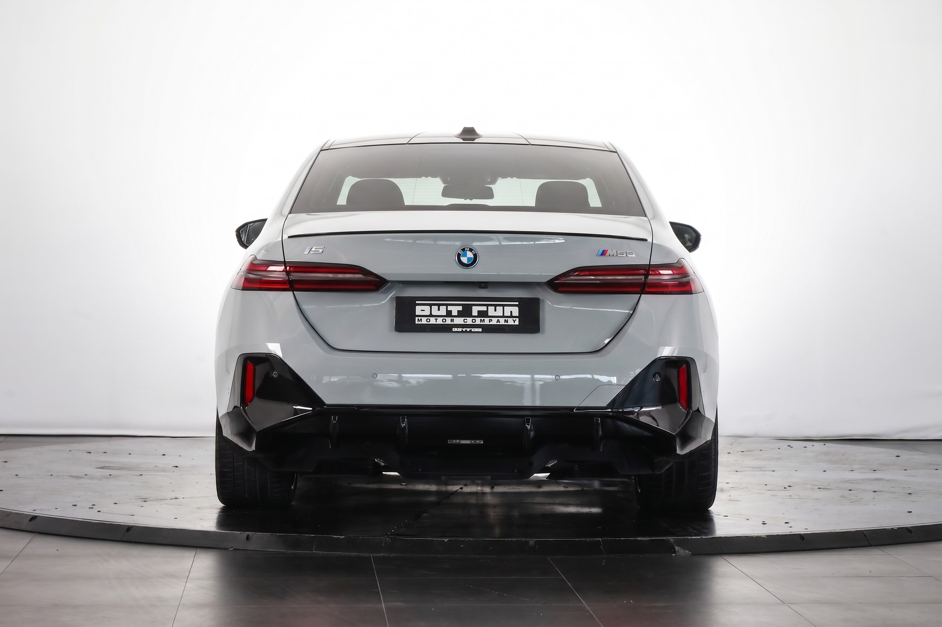 BMW i5 M60 xDrive M Sport Pro Brooklyn Grau * CH * Pack Travel & Confort-showroom-element-2