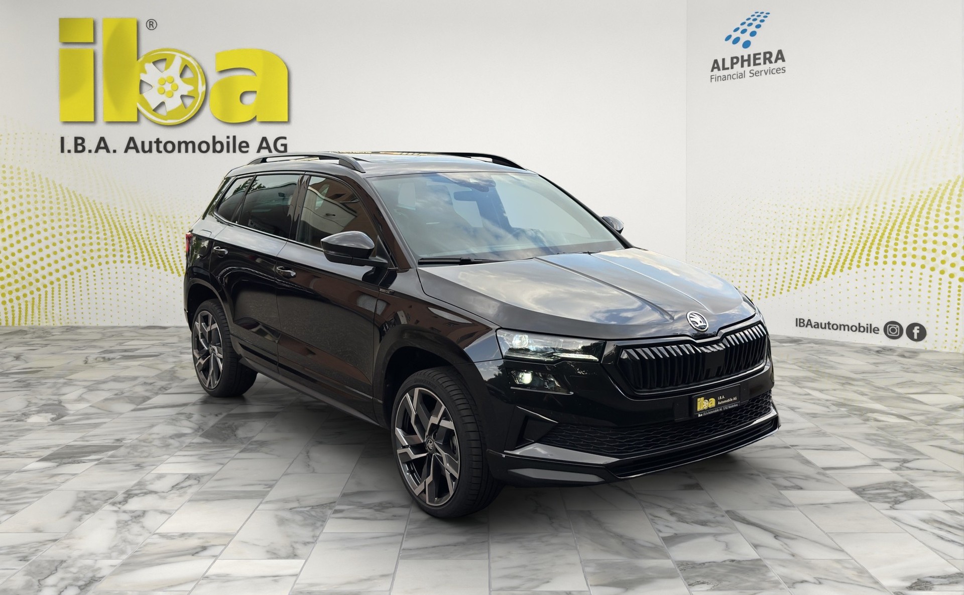 SKODA Karoq 1.5TSI Sport Line Aut. Panorama-Schiebedach-image-6