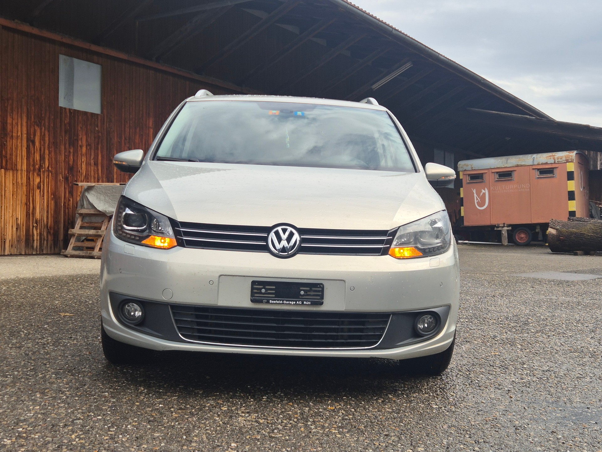 VW Touran 7Plätze Automat Klima Benzin B5-image-1