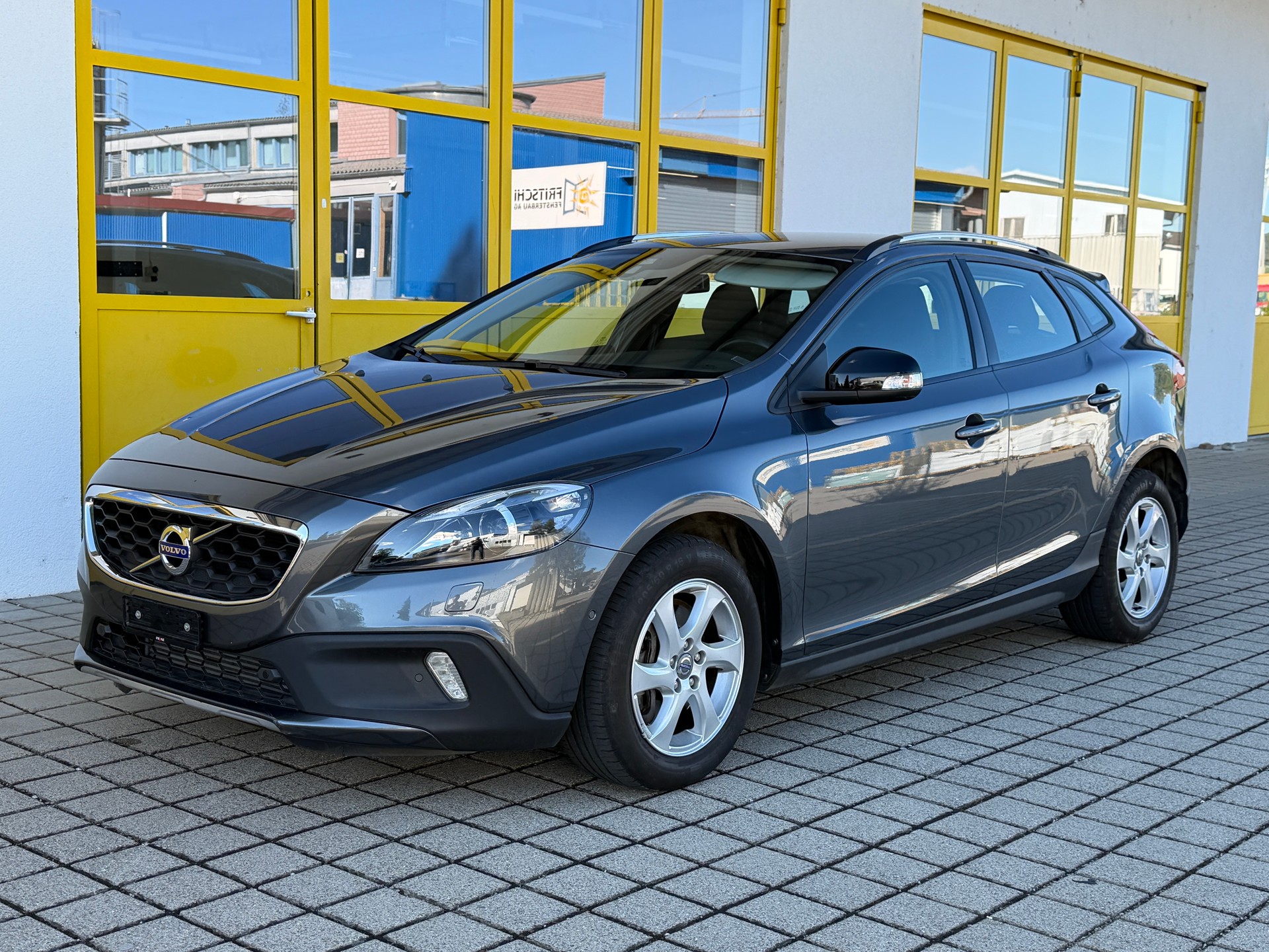 VOLVO V40 CC 2.0 T4 Kinetic AWD S/S