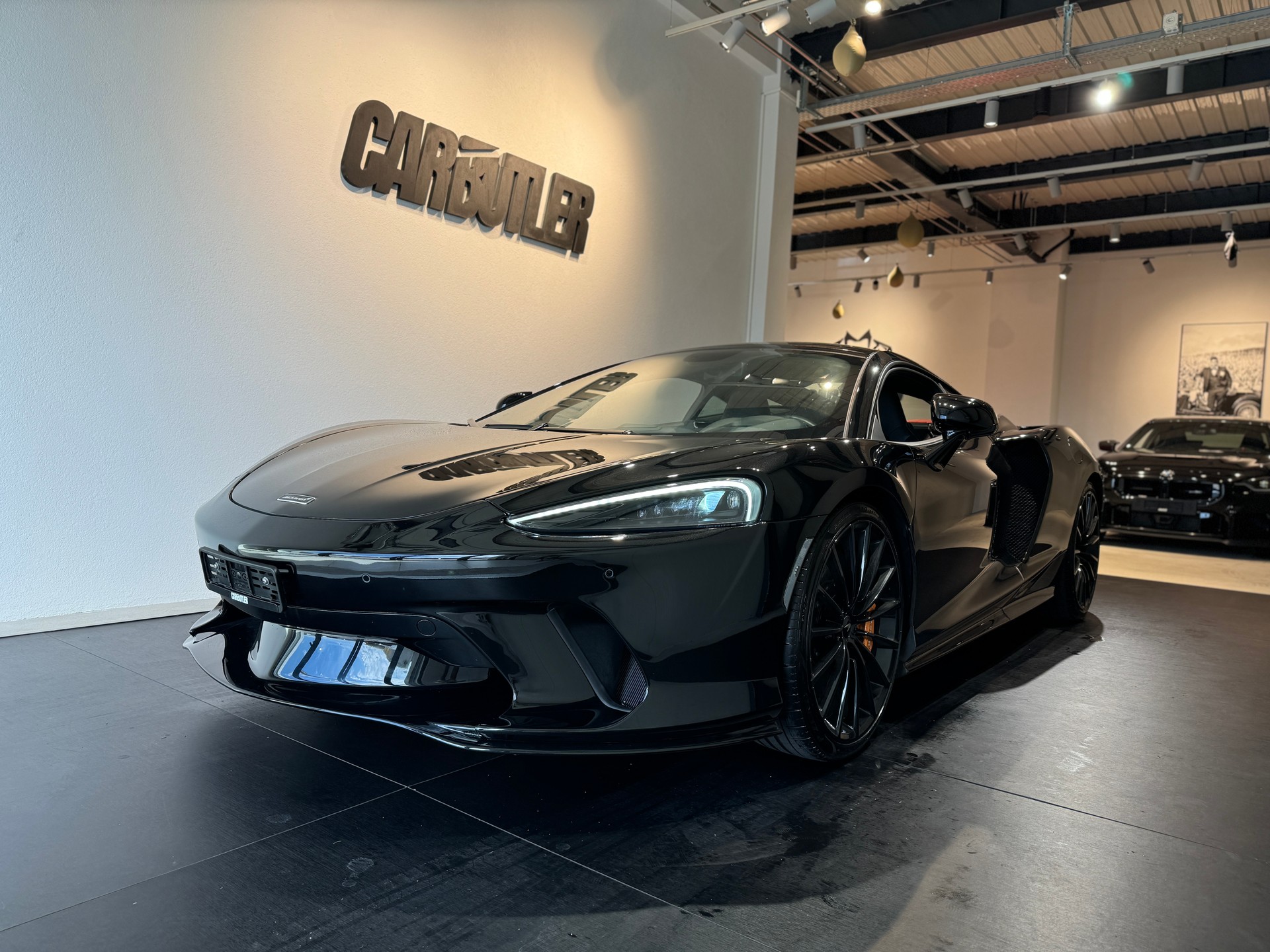 McLAREN GT Onyx FULL BLACK đ Free Service!-image-2
