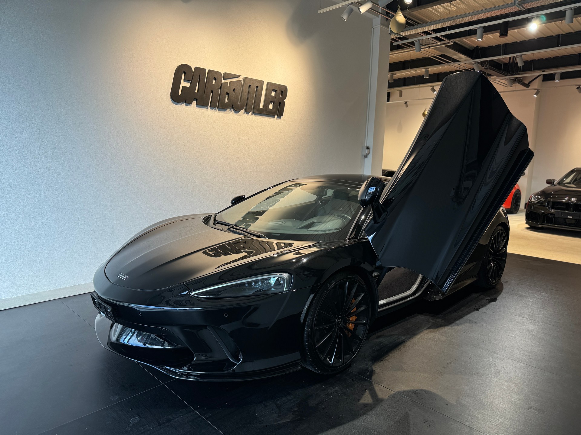 McLAREN GT Onyx FULL BLACK đ Free Service!-image-4