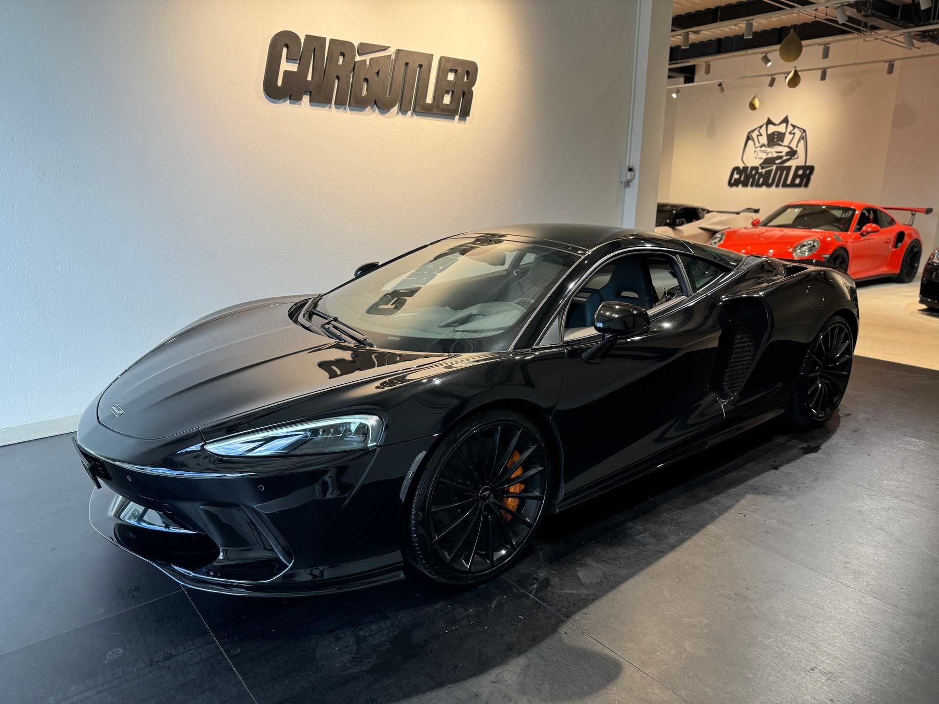 McLAREN GT Onyx FULL BLACK đ Free Service!-image-5