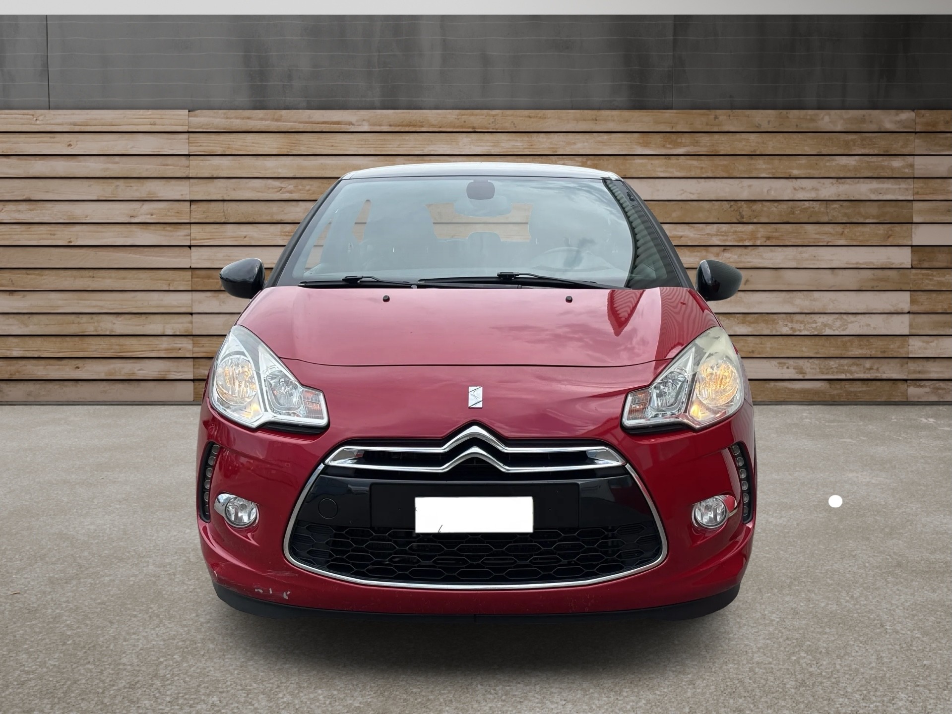DS AUTOMOBILES DS3 1.6 THP Ultra Prestige-image-1