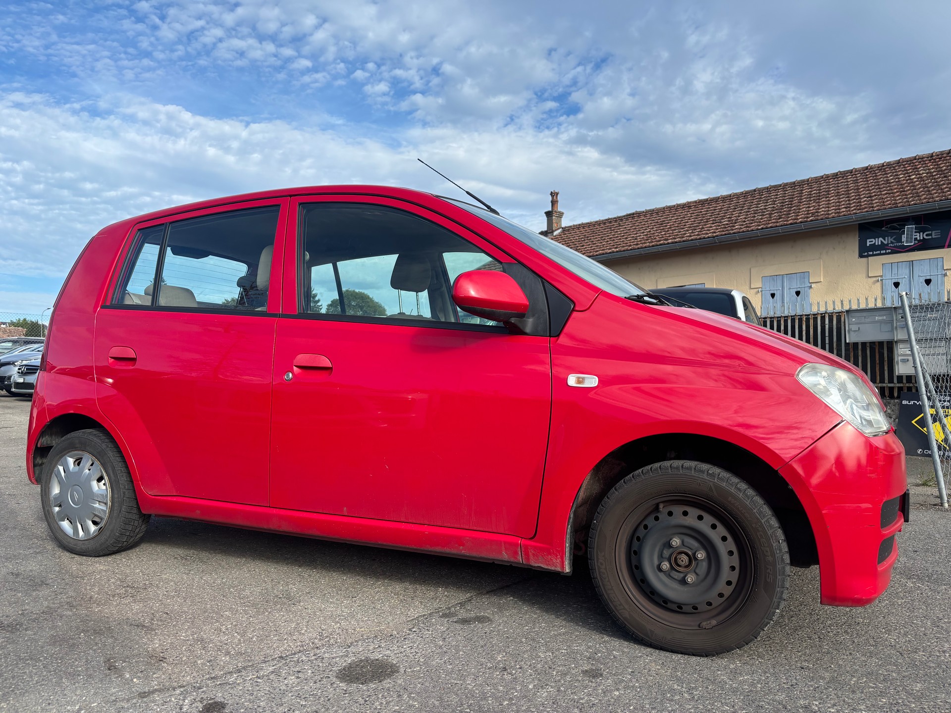 DAIHATSU Cuore 1.0 (Anniversary)-showroom-element-2