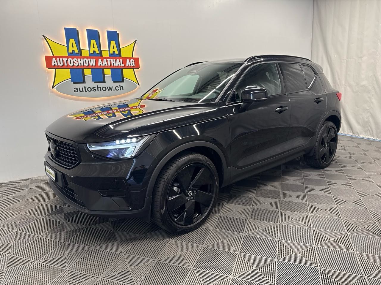 VOLVO XC40 B3 BLACK EDITION PLUS DCT